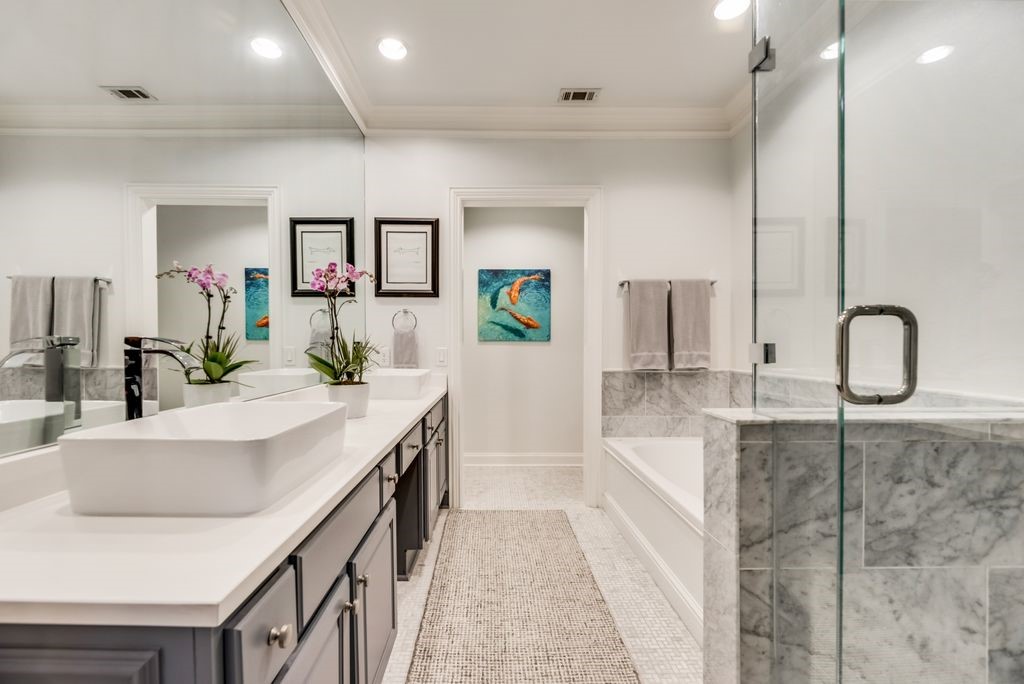 2885 Woodside Street 102