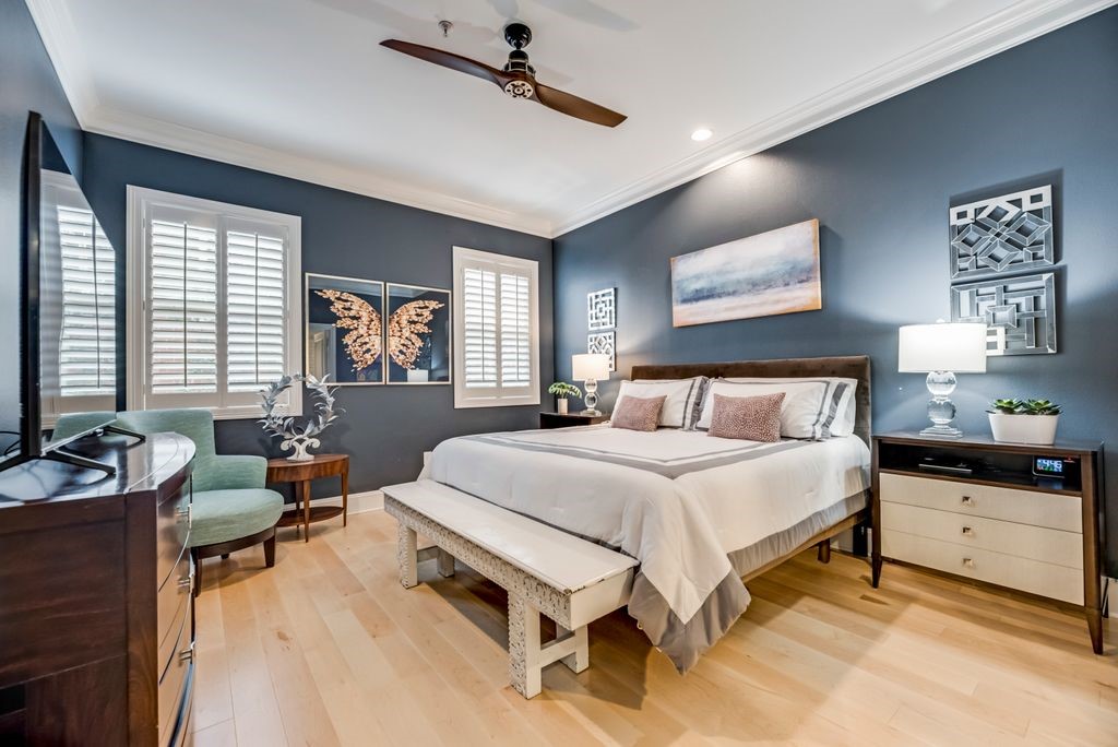 2885 Woodside Street 102