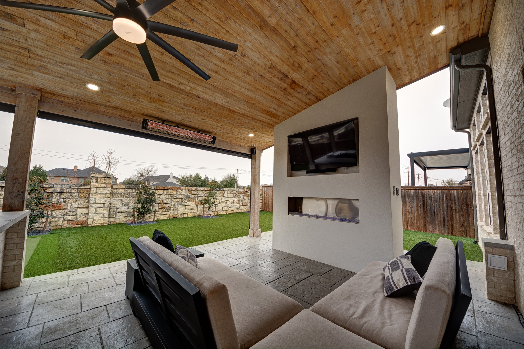 4325 Tall Knight Lane