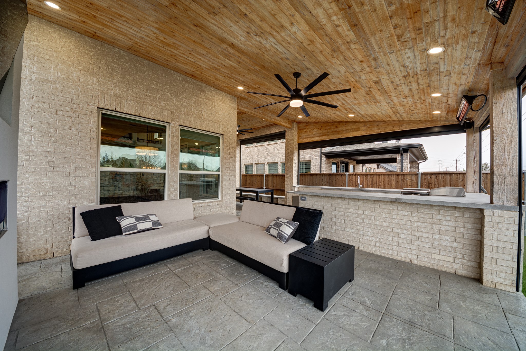 4325 Tall Knight Lane