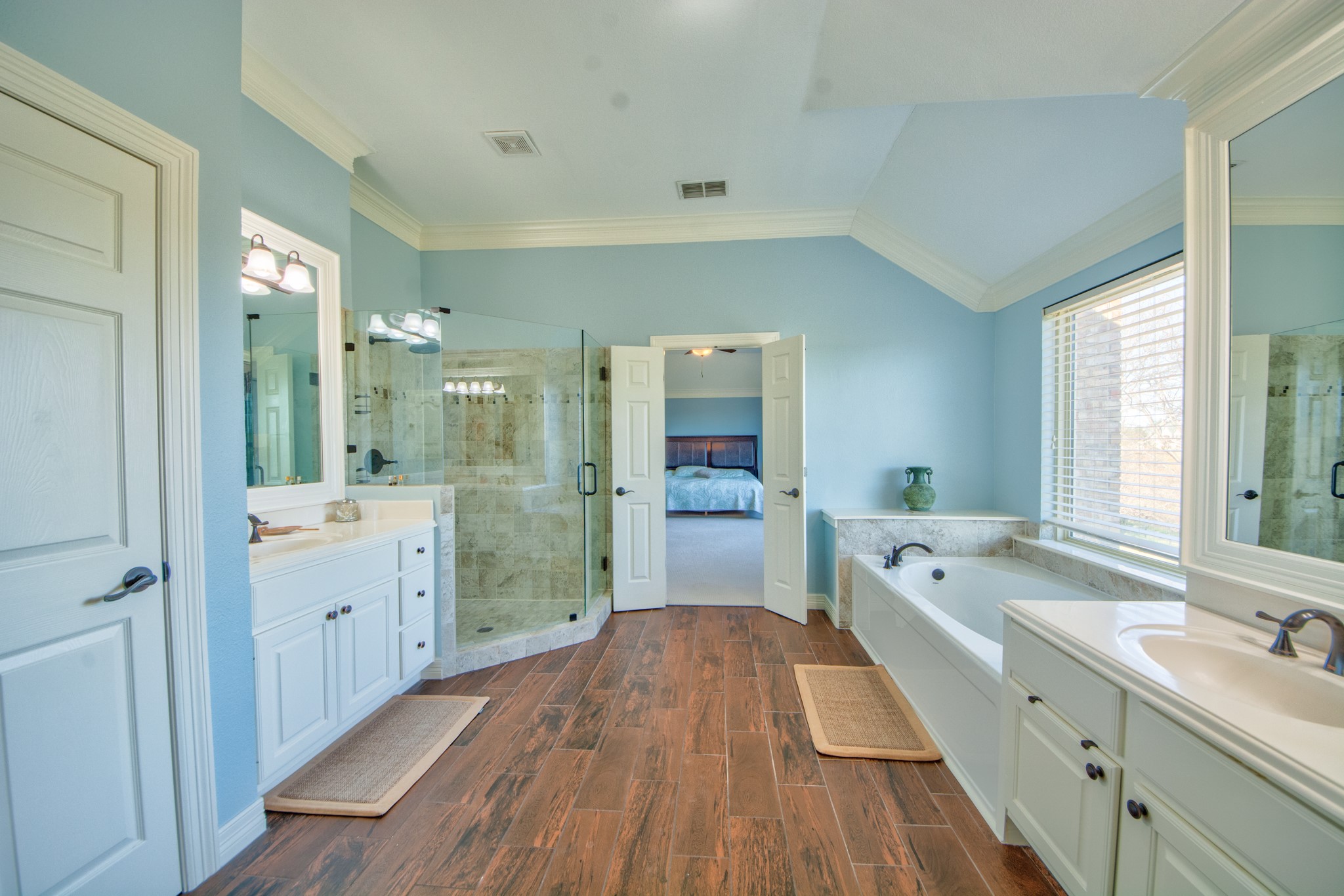 730 E Peninsula Drive