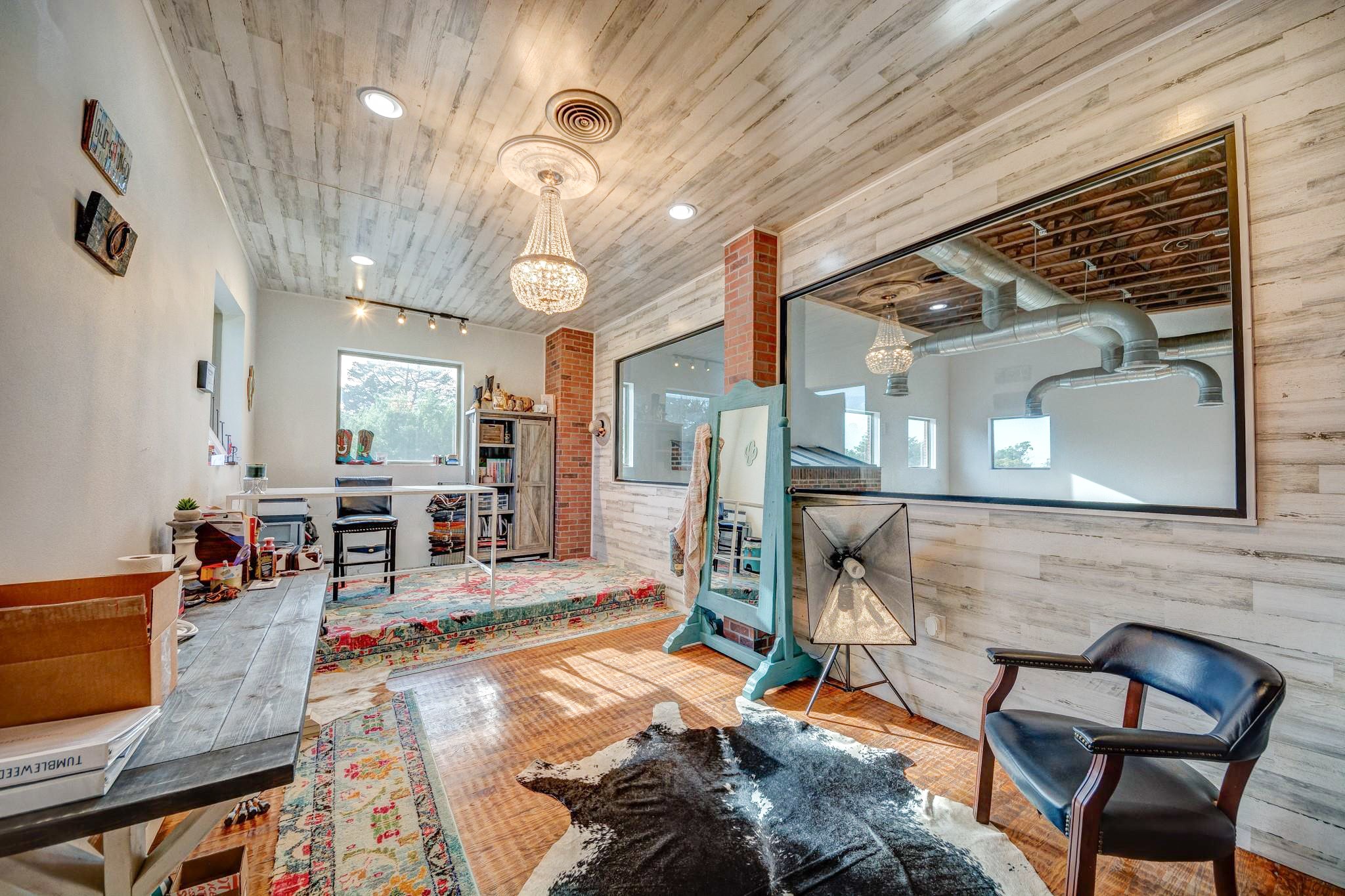 304 N Oak Street