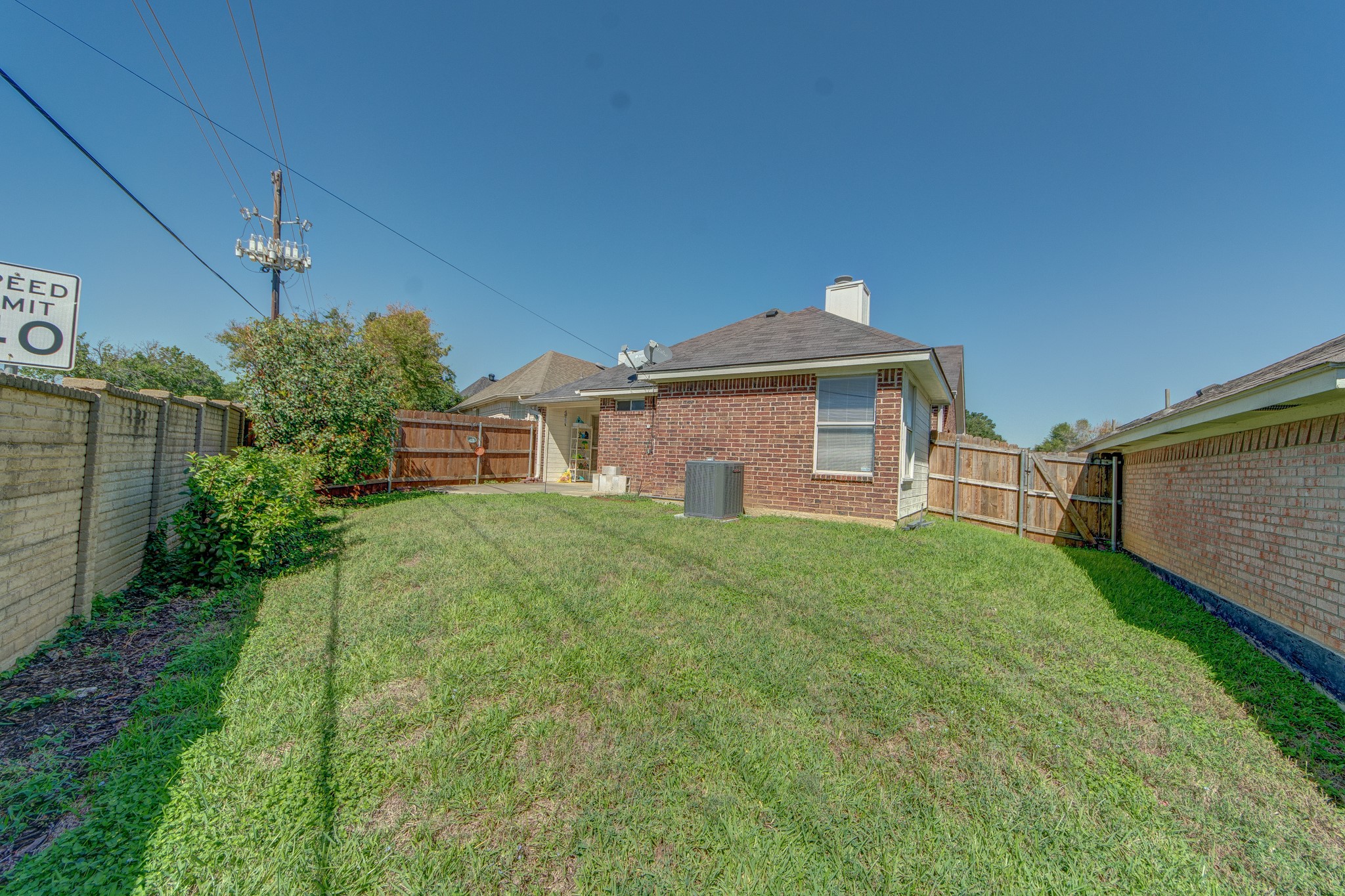 1224 Falcon Trail