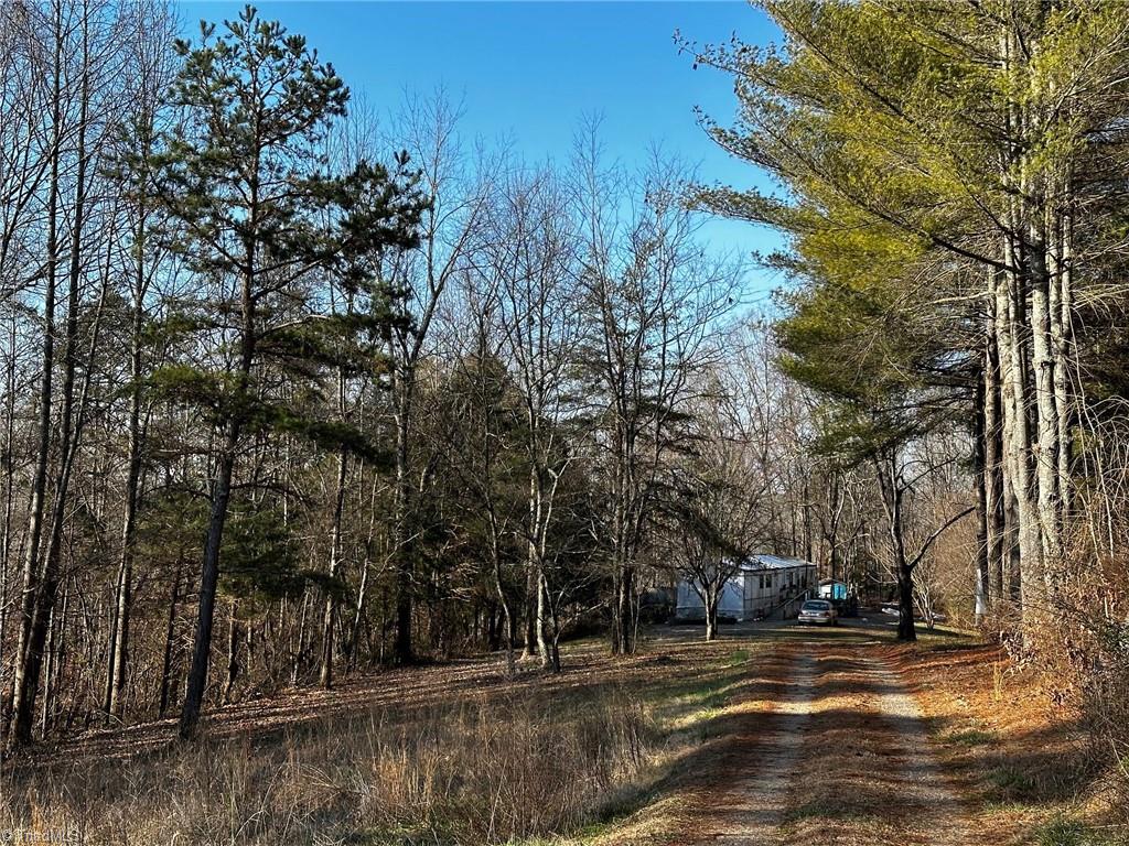 408 & 410 Huckleberry Ridge Road