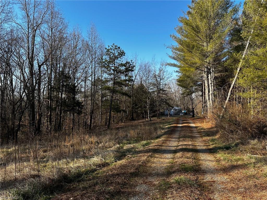 408 & 410 Huckleberry Ridge Road
