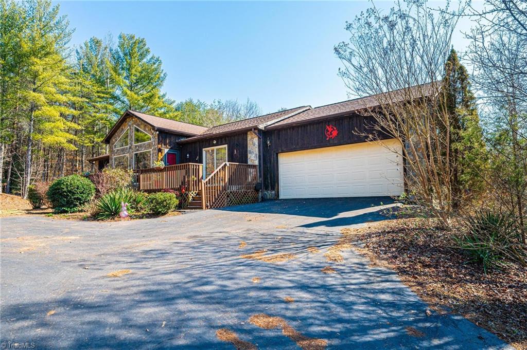 1012 Bent Pine Court