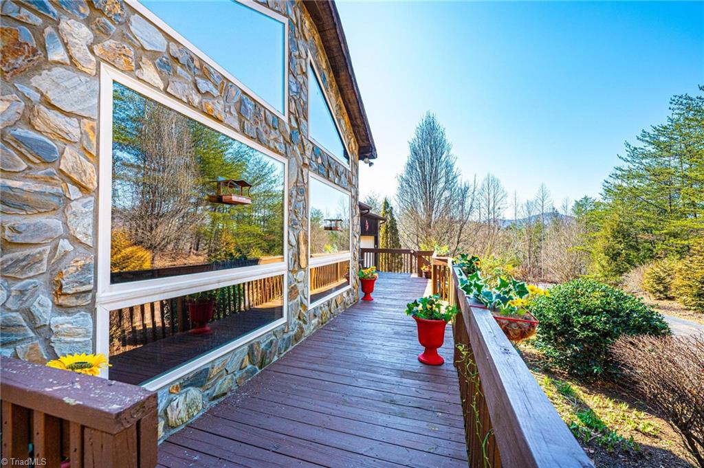 1012 Bent Pine Court