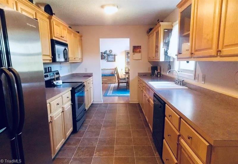 1012 Bent Pine Court