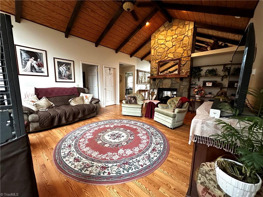 1012 Bent Pine Court
