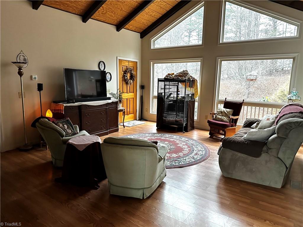 1012 Bent Pine Court