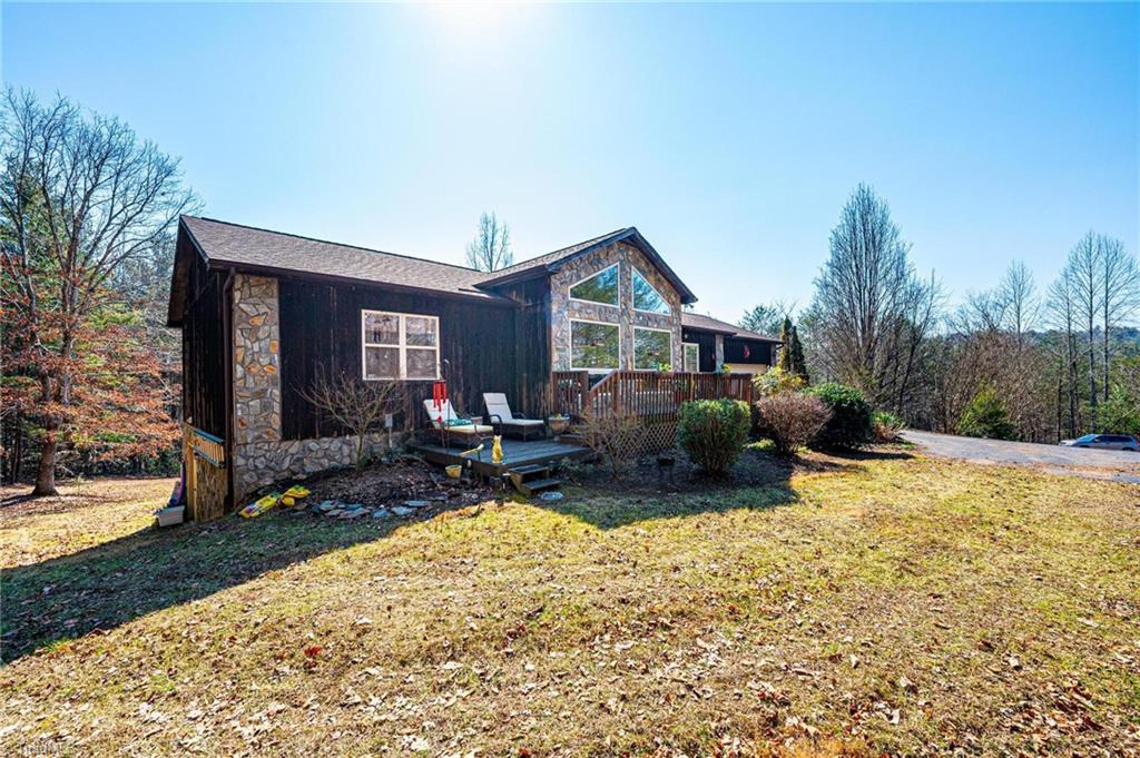 1012 Bent Pine Court