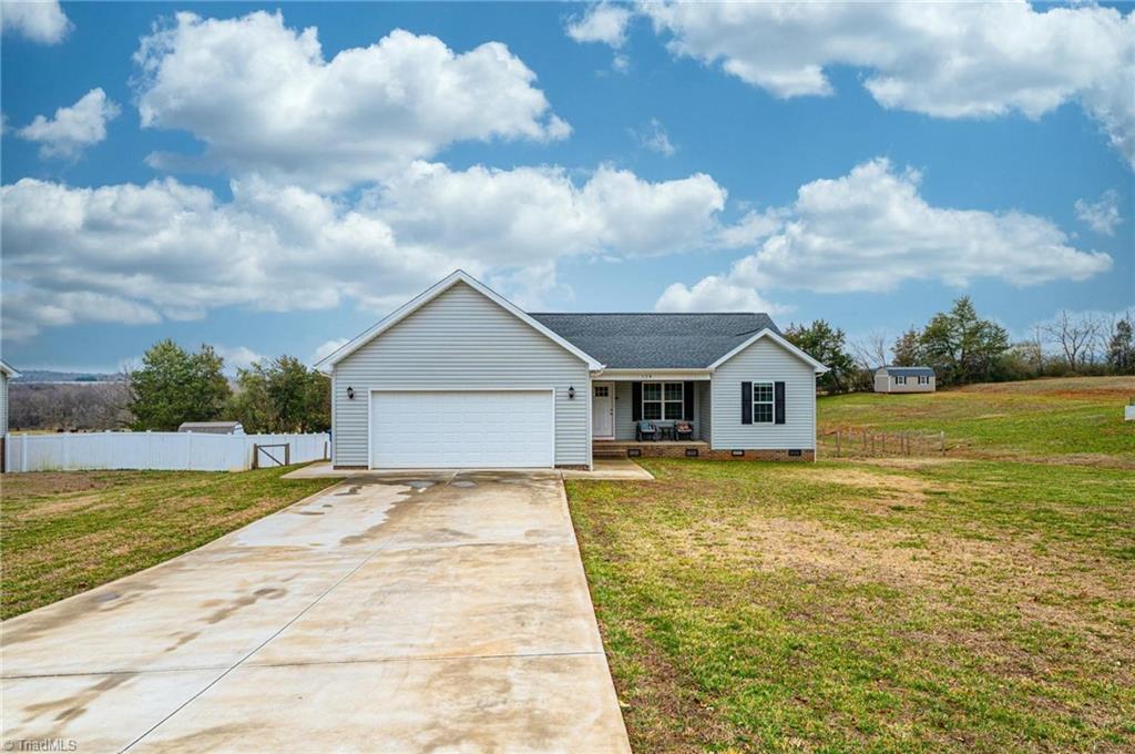 178 Stable Brook Lane