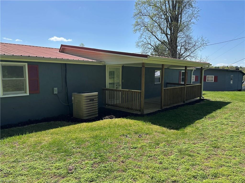 440 Hilltop Circle