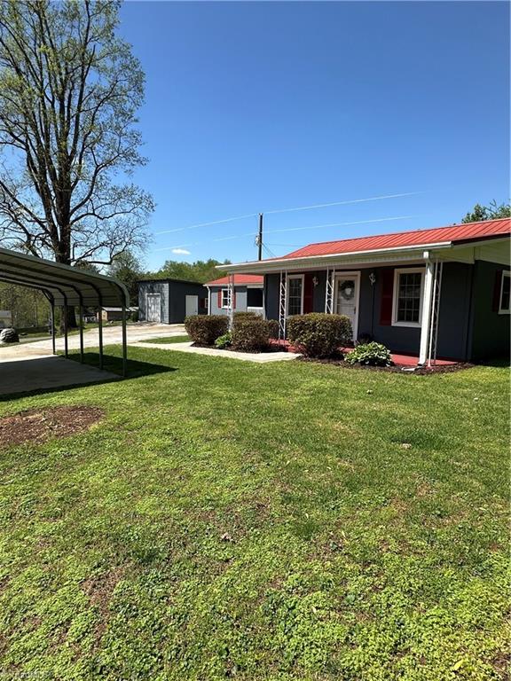440 Hilltop Circle