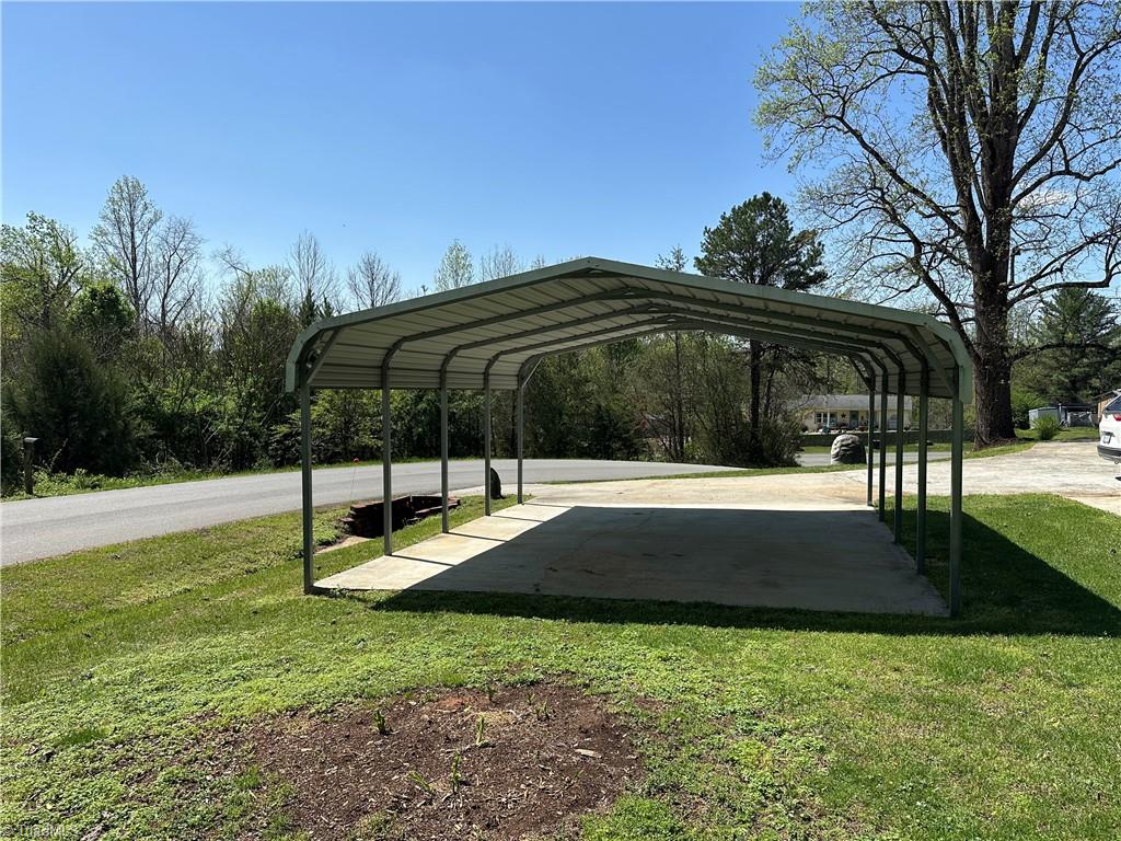 440 Hilltop Circle