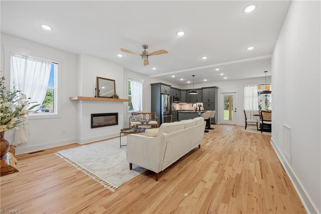 75 2nd Avenue SE