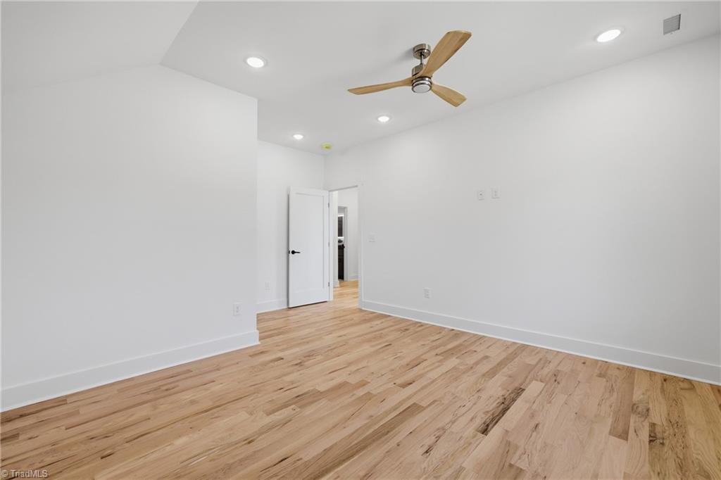 75 2nd Avenue SE