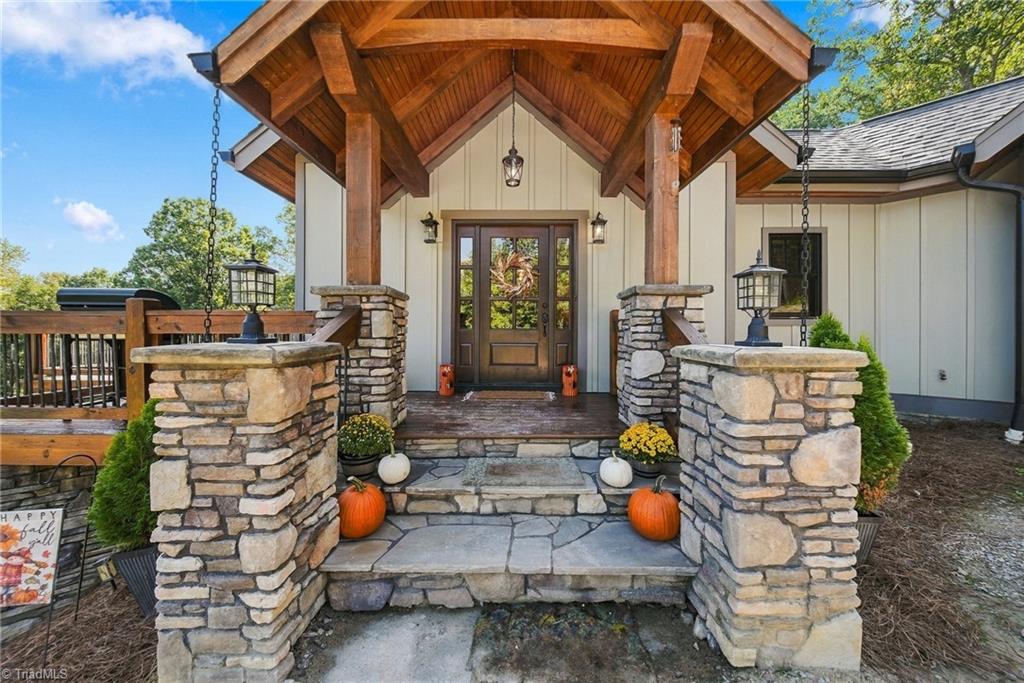 135 Chetola Ridge Drive