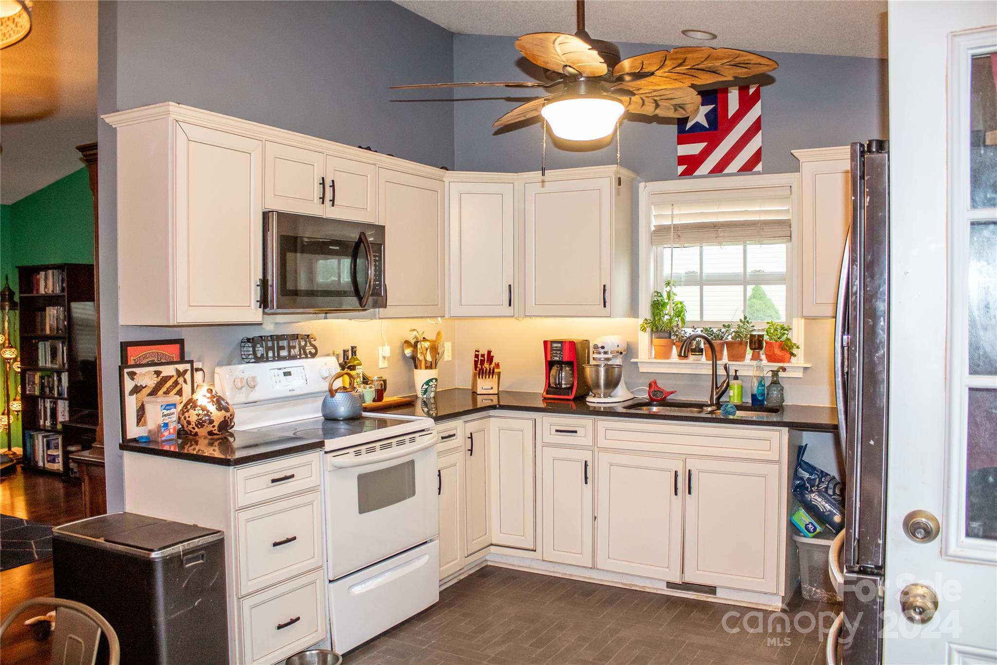1156 Heritage Farm Road