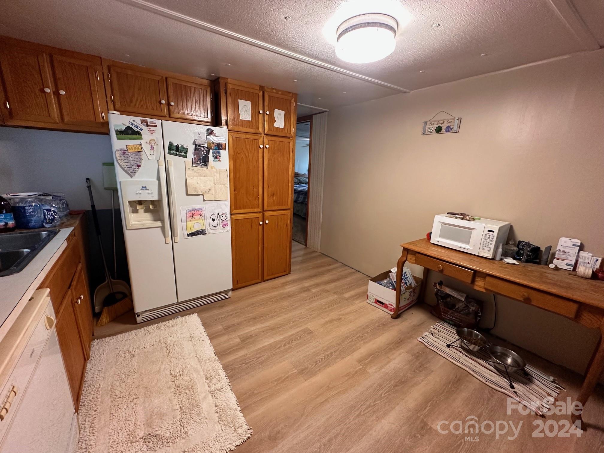 1366 Vashti Road