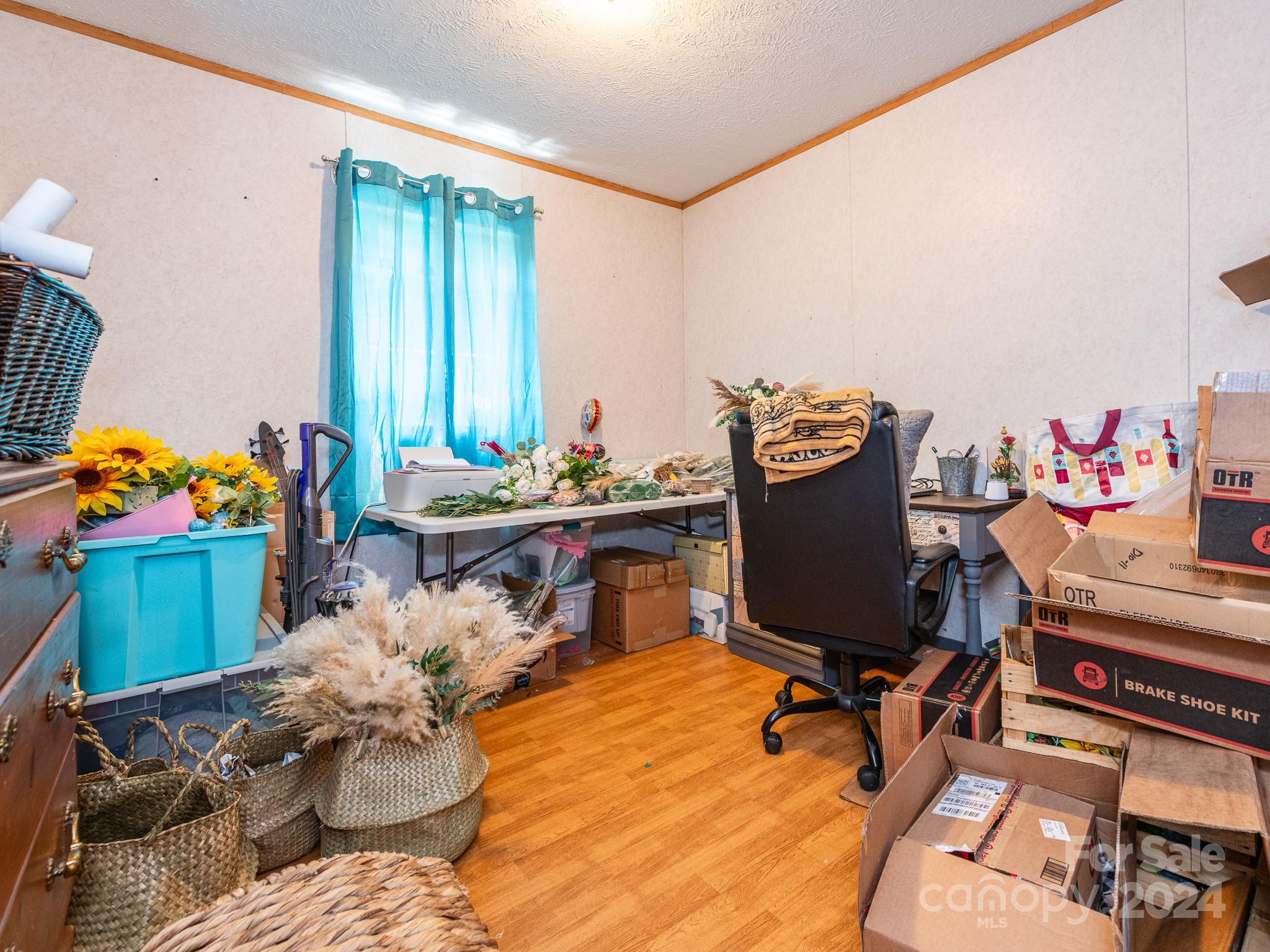 3823 Cross Creek Drive