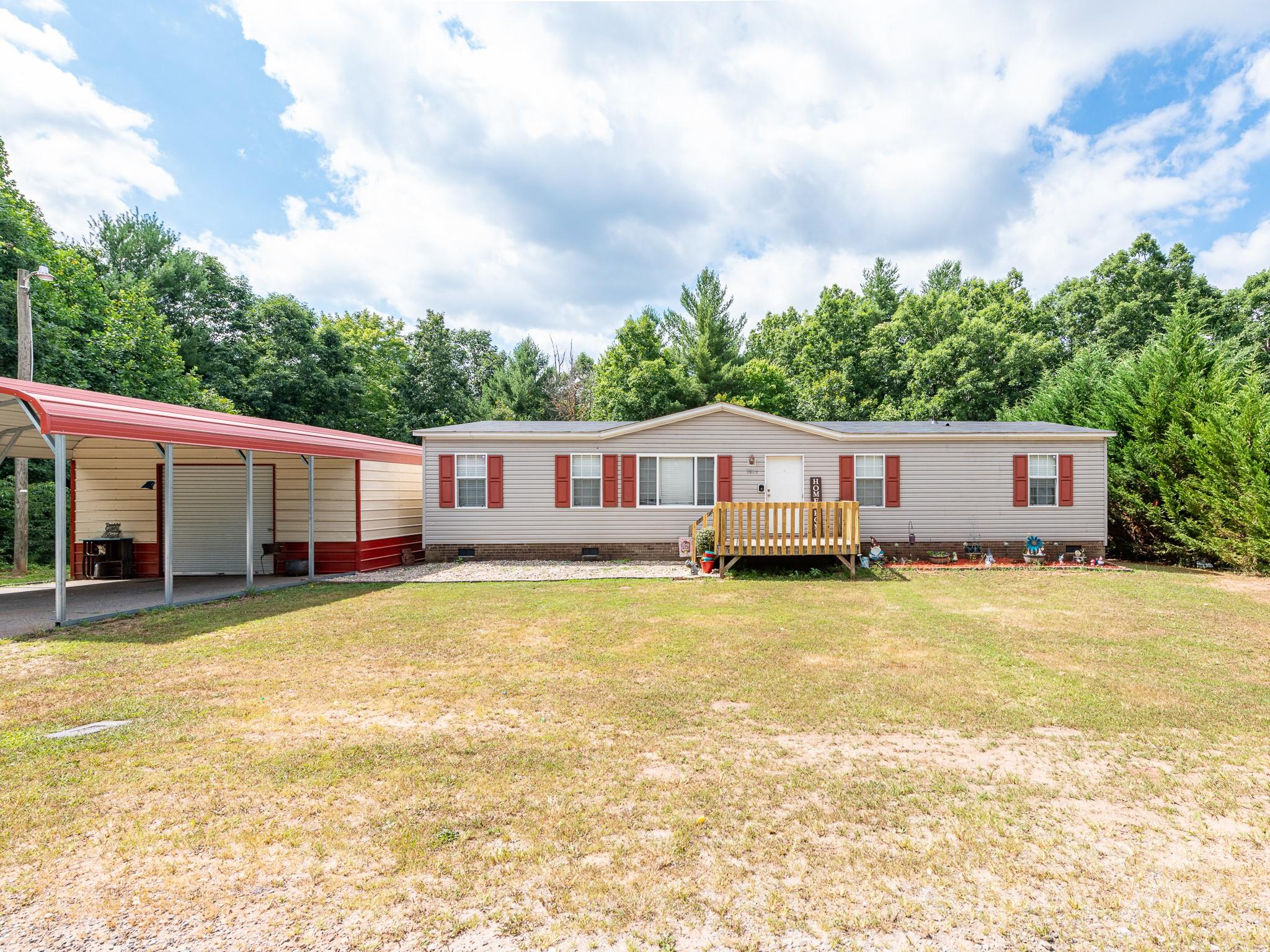 3823 Cross Creek Drive