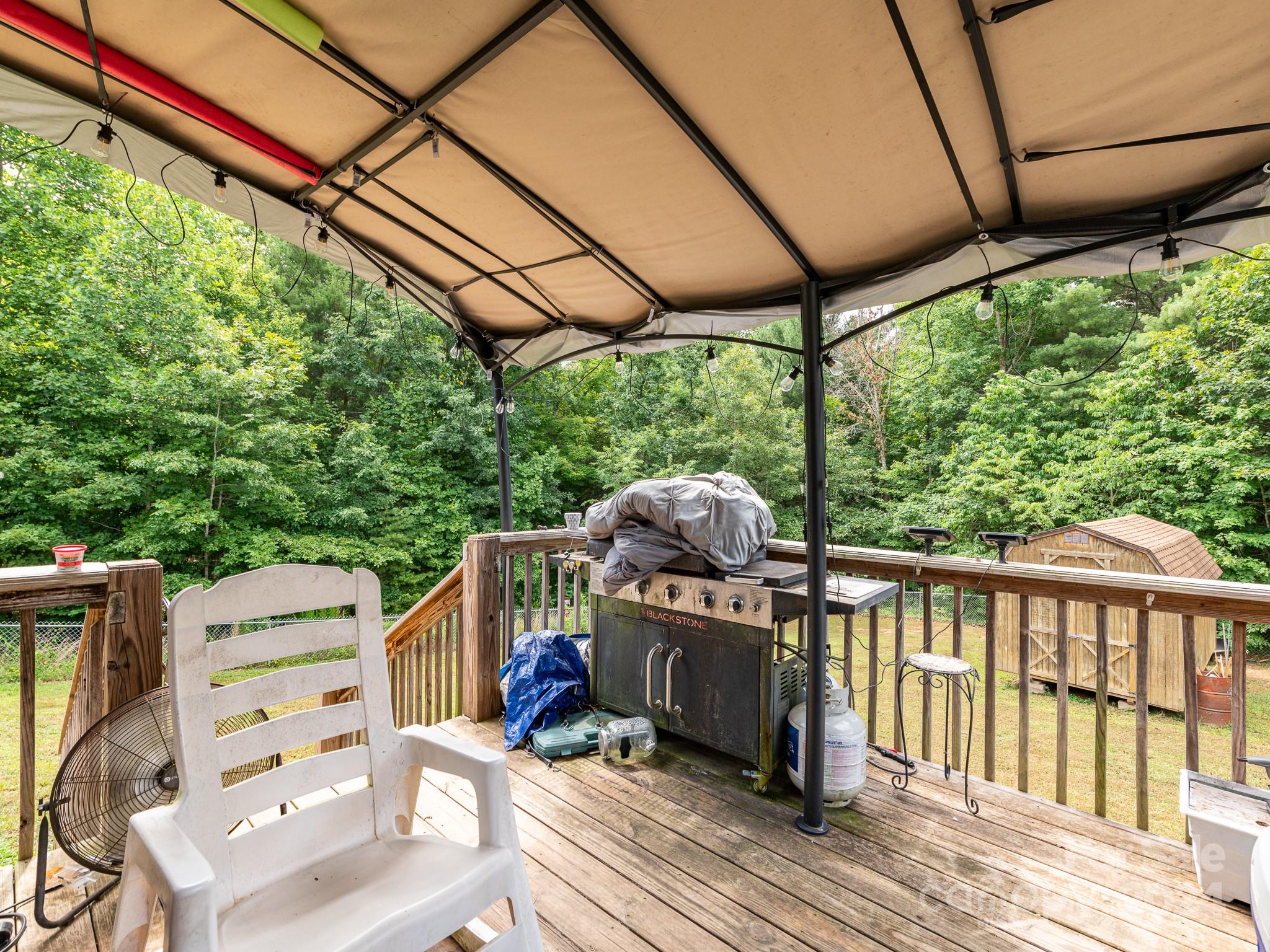 3823 Cross Creek Drive