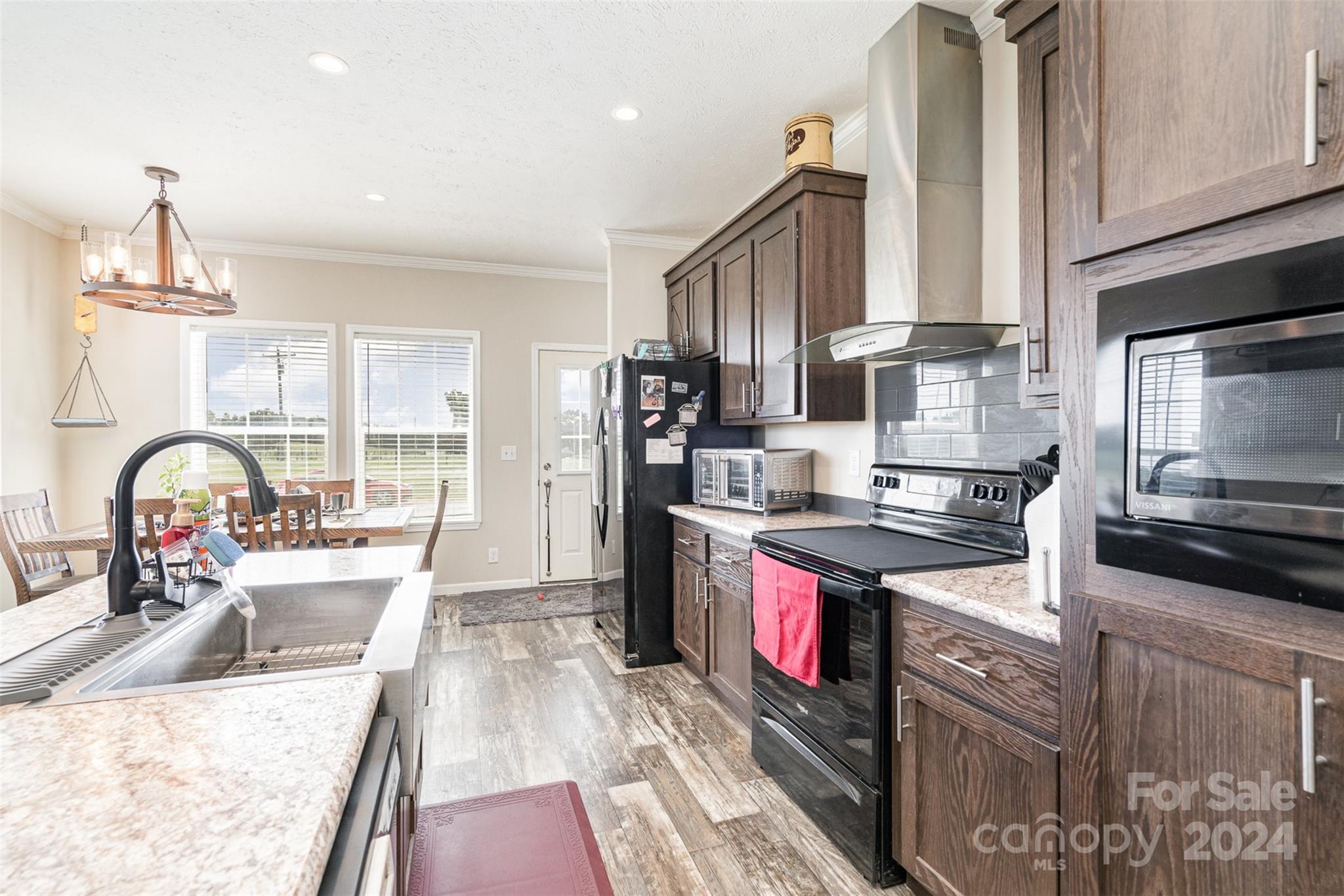 822 Brookhaven Road
