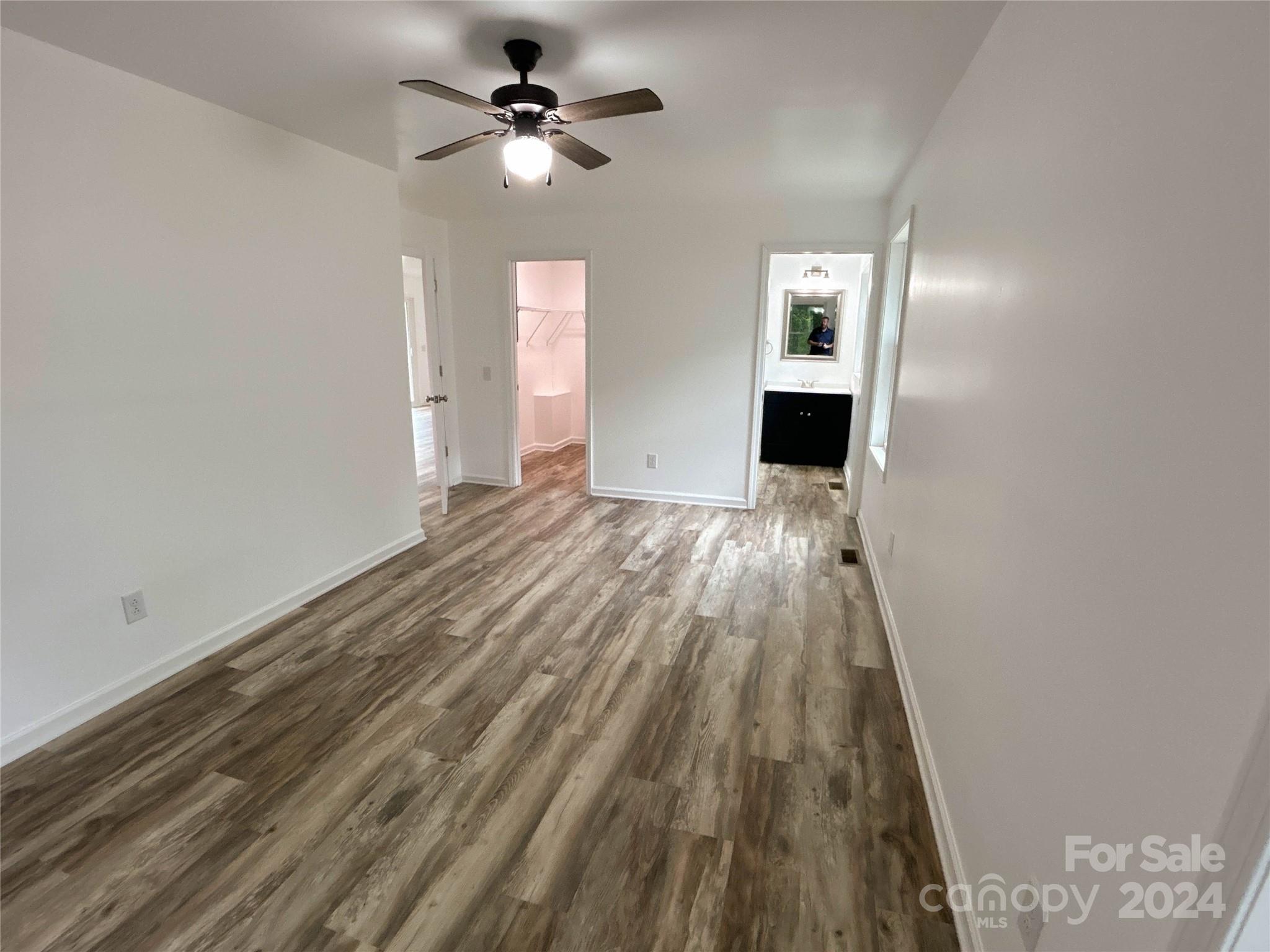 86 Adams Lane