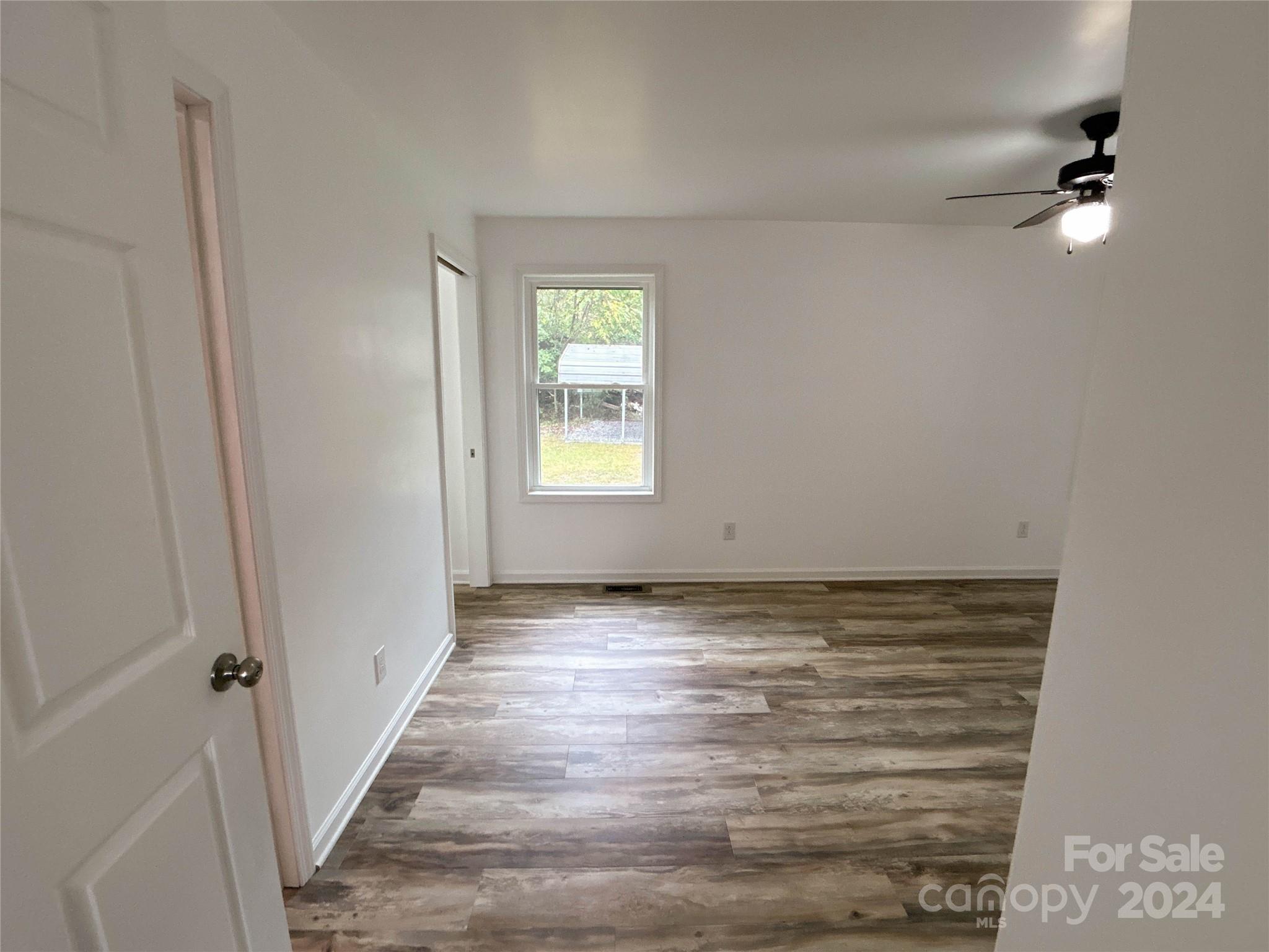 86 Adams Lane