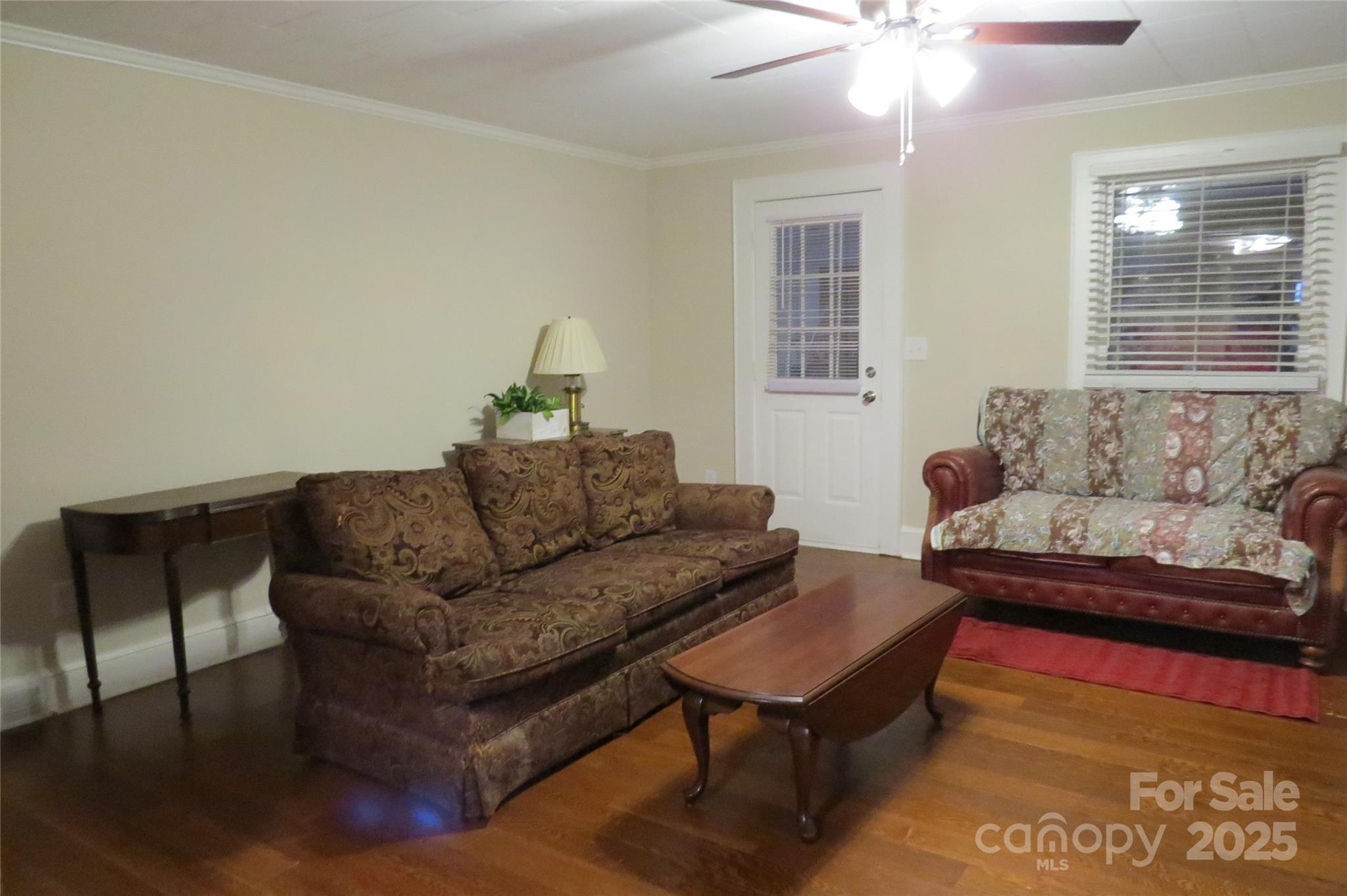 155 6th Street SW
