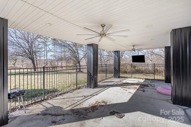 2102 Sipe Road