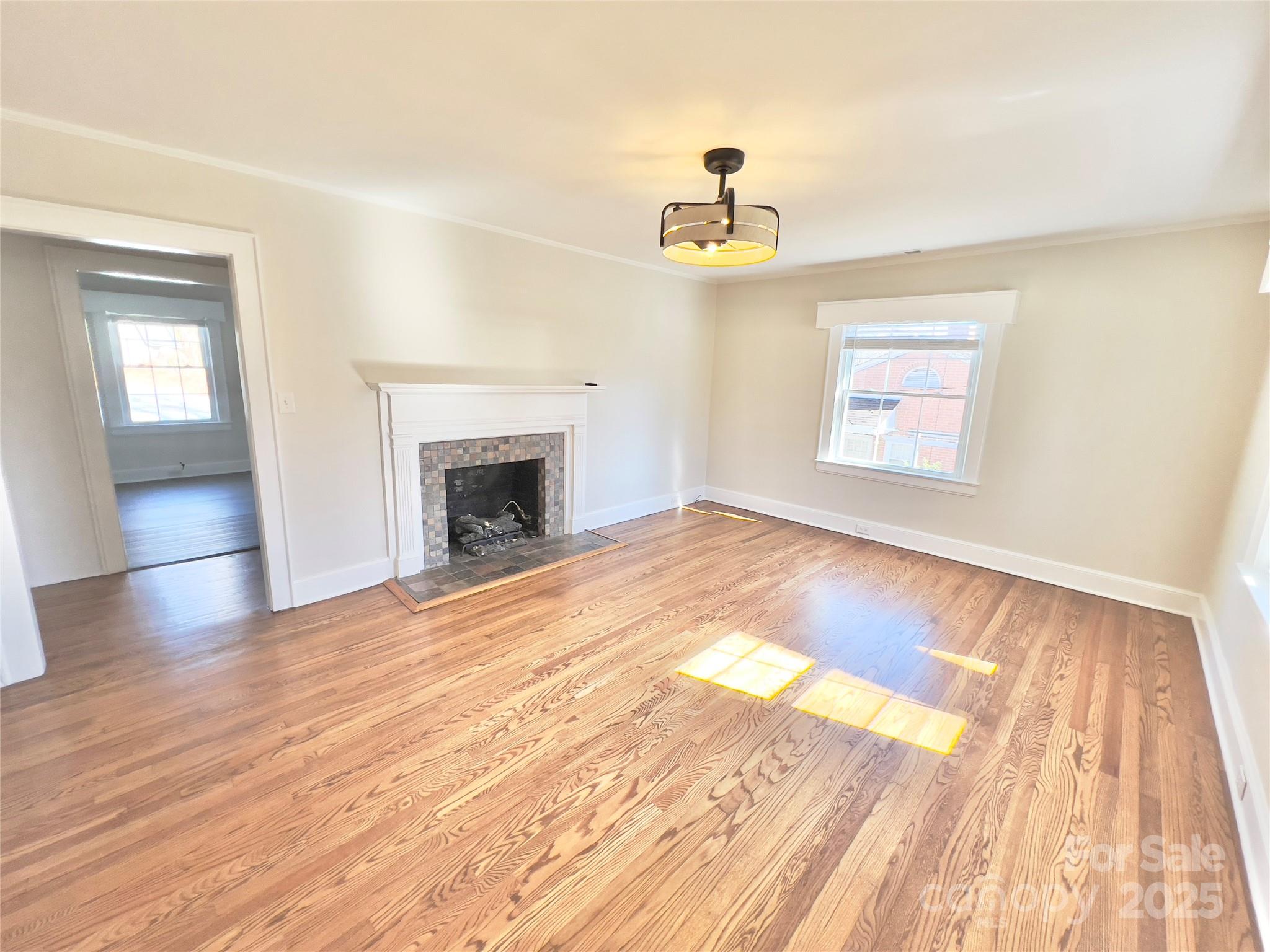 312 Sharon Avenue NW