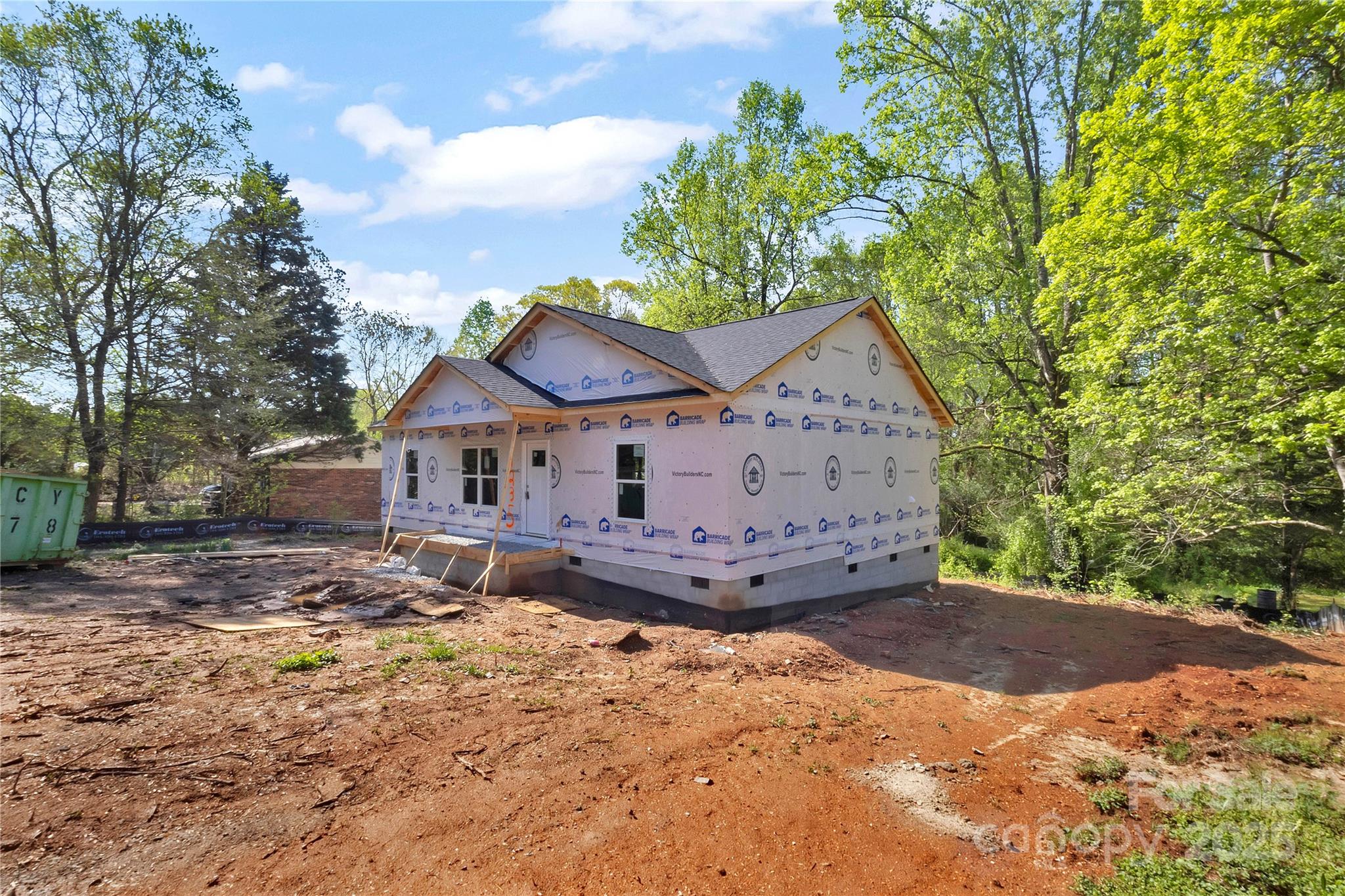 1235 E Poplar Street
