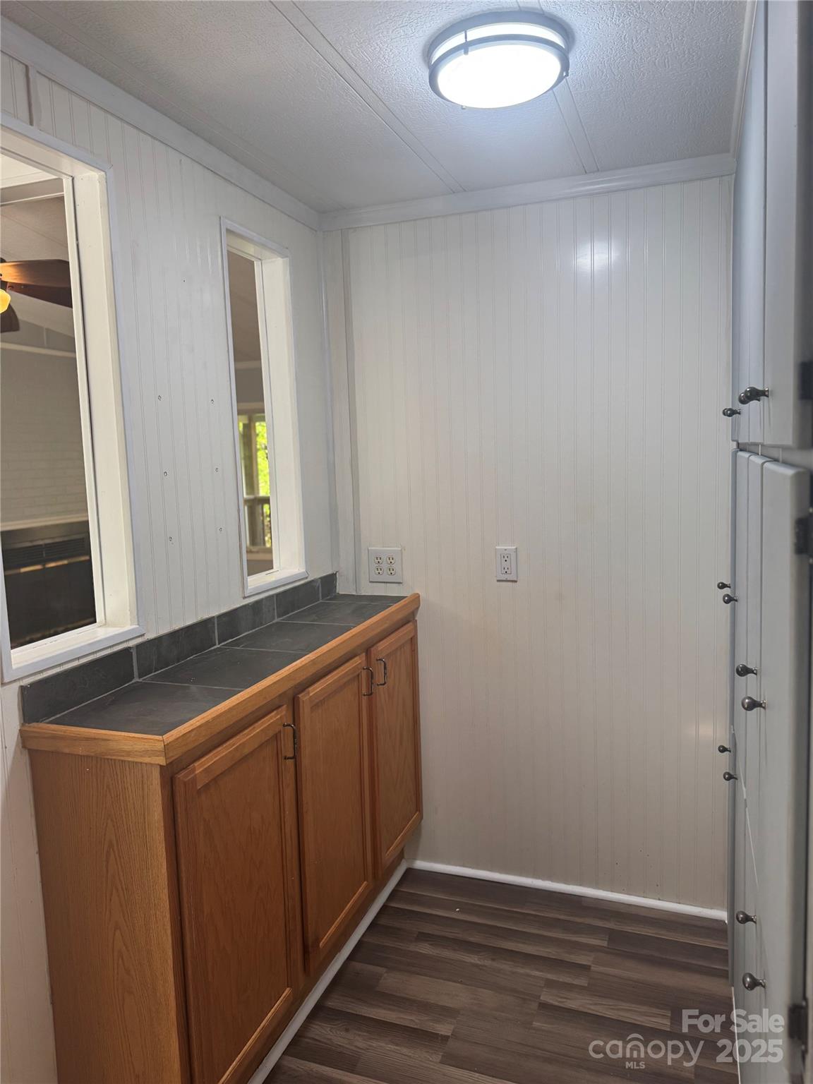 5029 E NC 10 Hwy Road Unit: 6