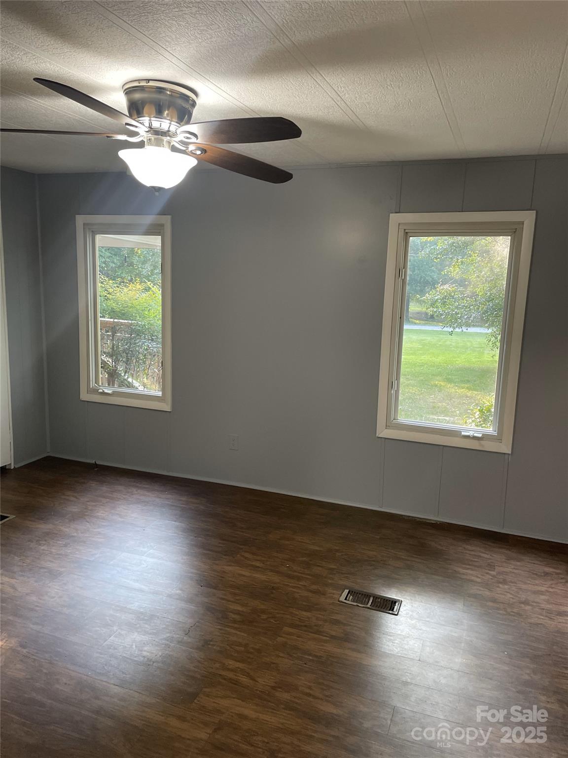 5029 E NC 10 Hwy Road Unit: 6
