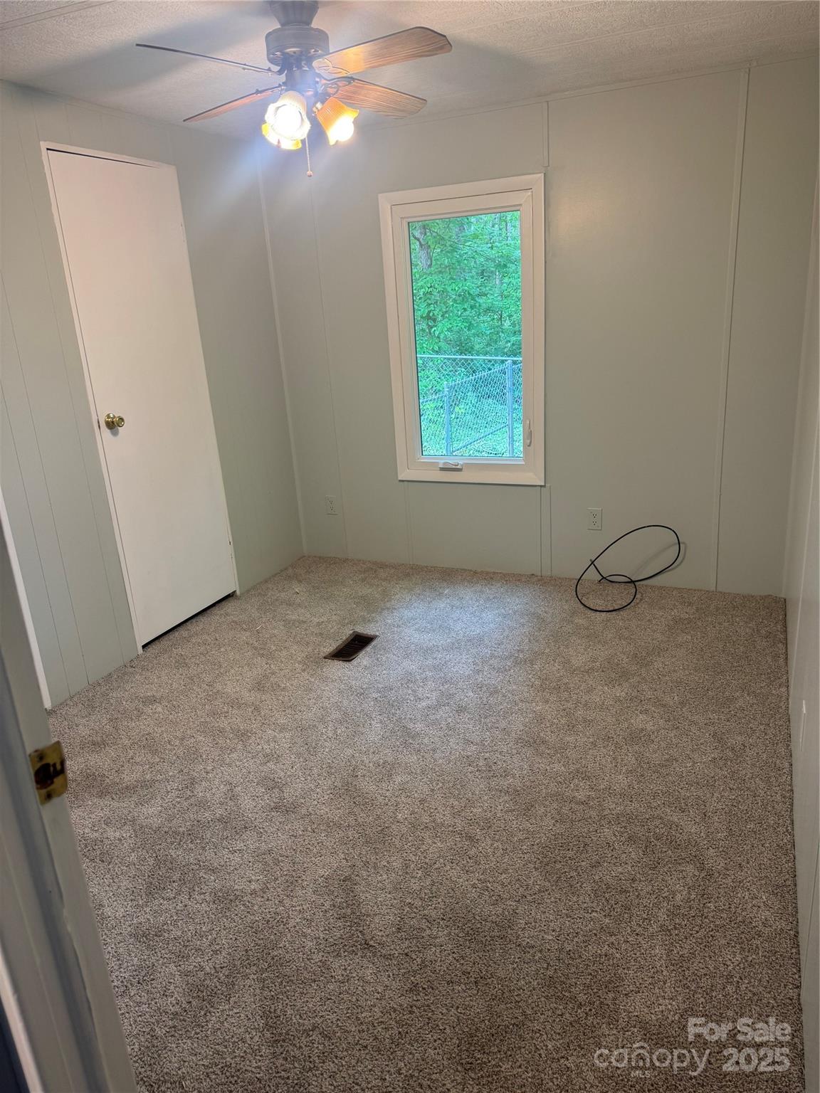 5029 E NC 10 Hwy Road Unit: 6