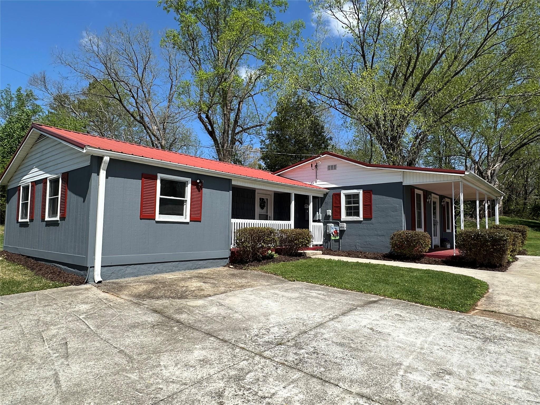 440 Hill Top Circle