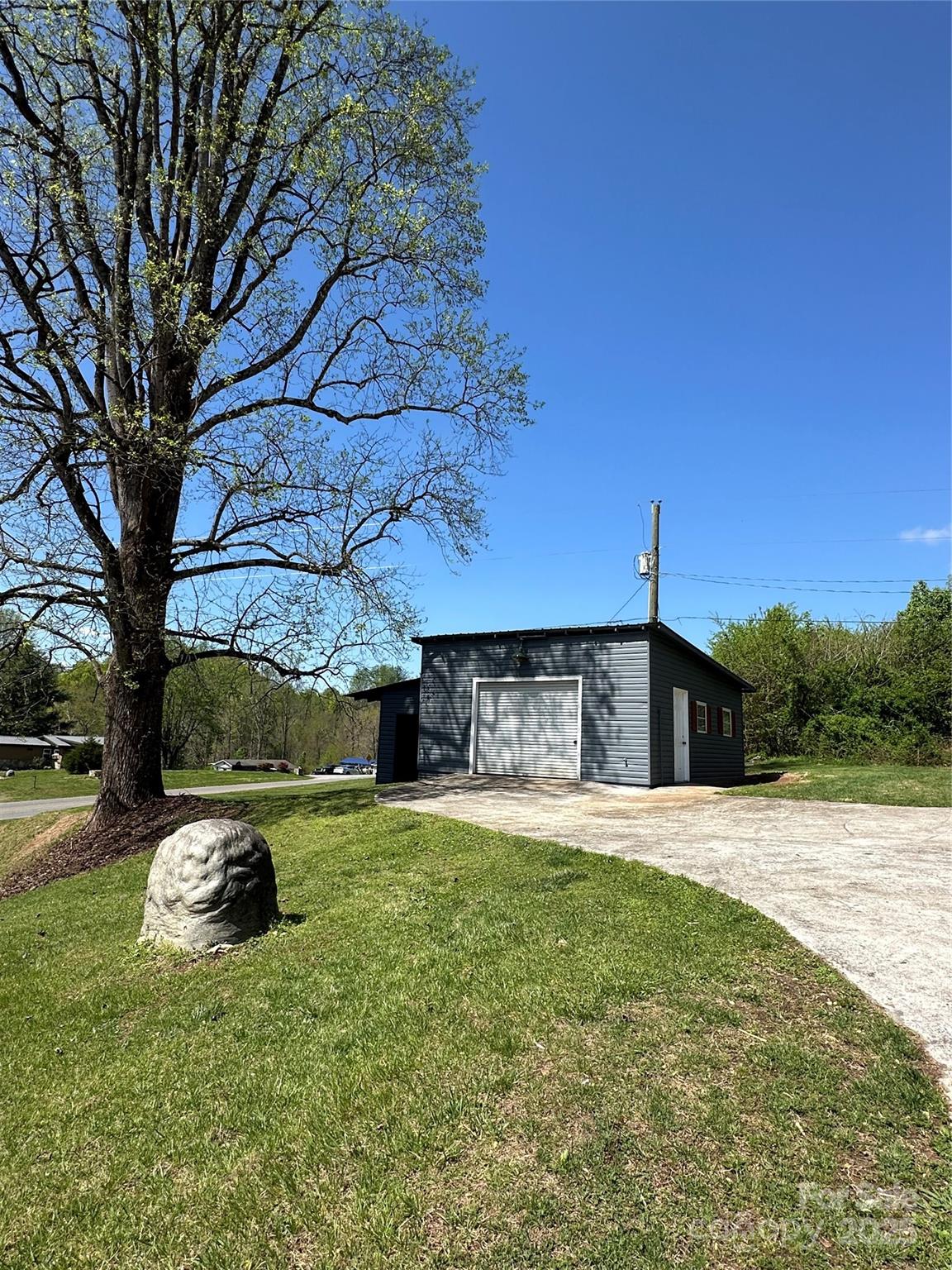 440 Hill Top Circle
