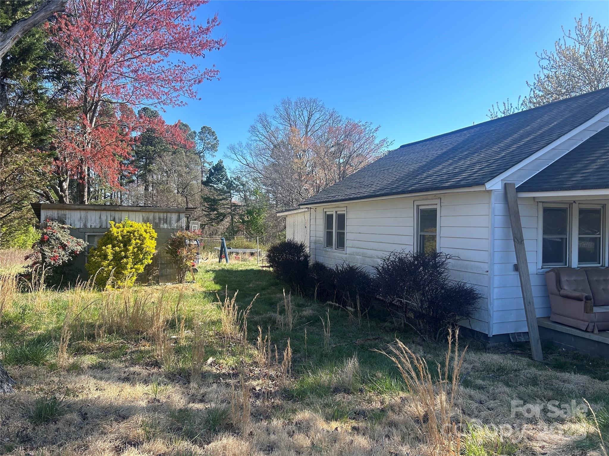3603 NC 90 Highway E