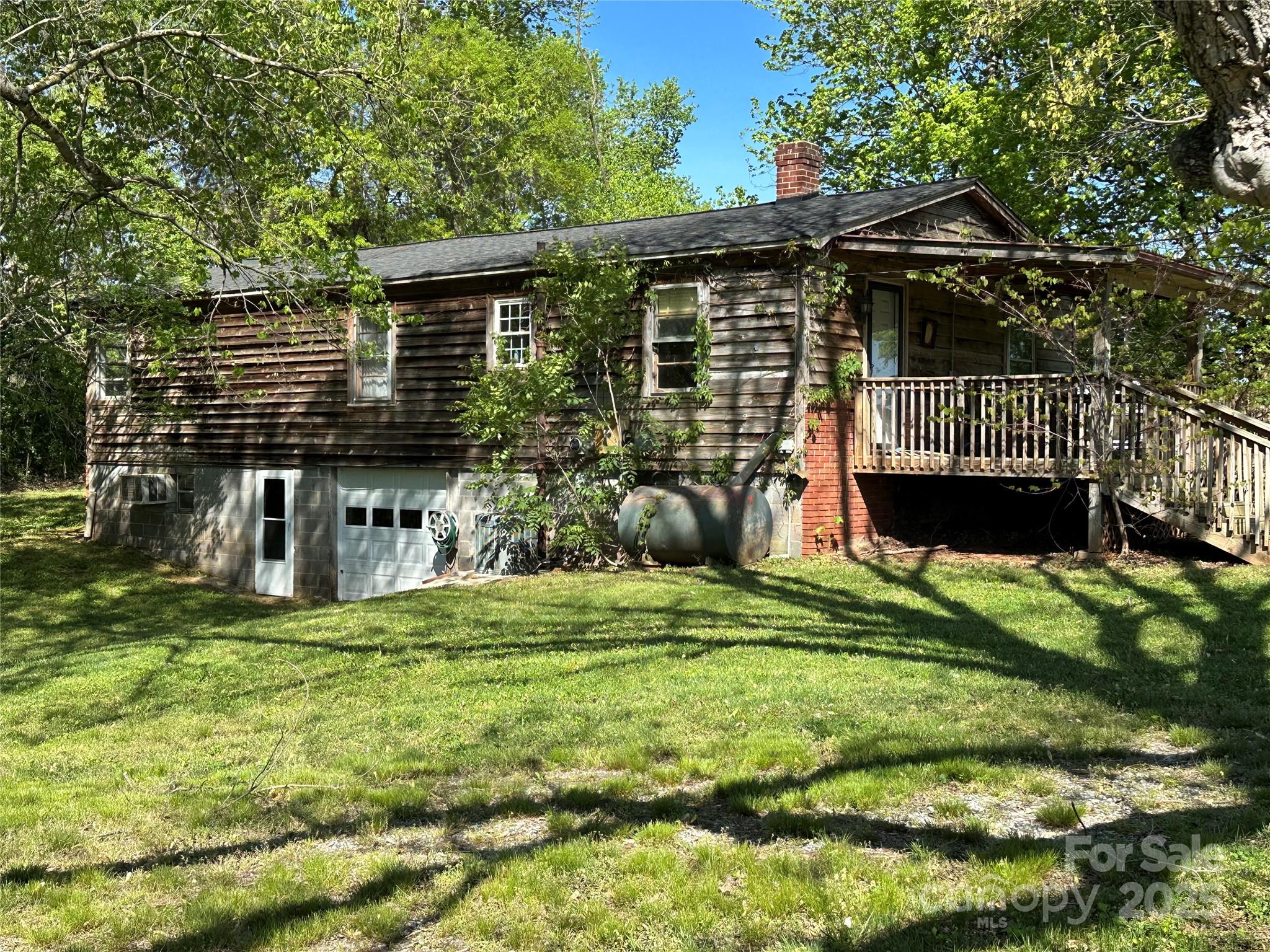 3063 Liledoun Road