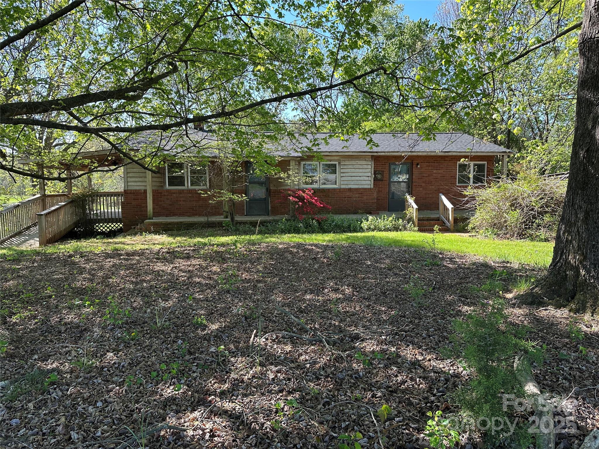 3063 Liledoun Road