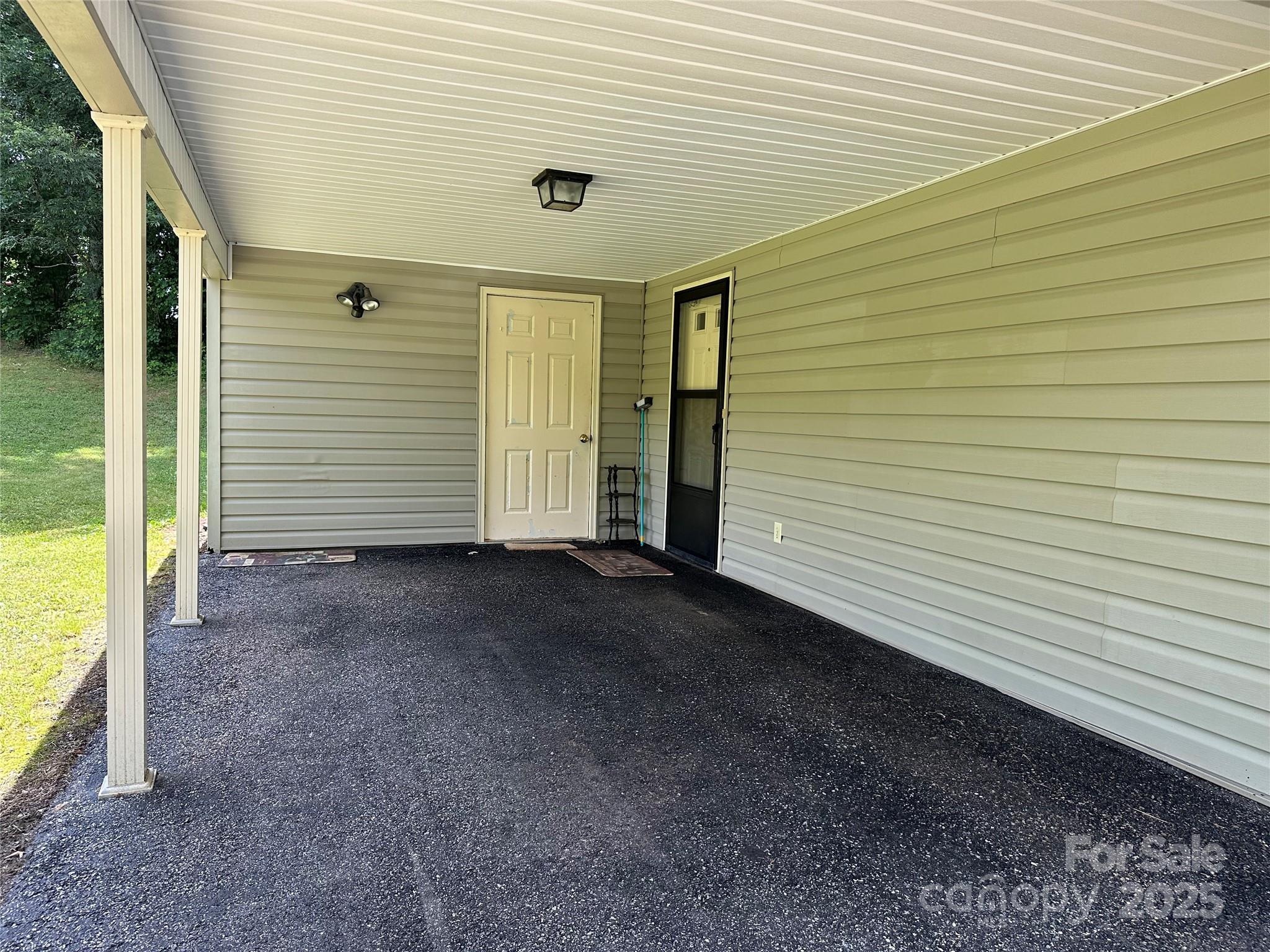 227 James Road