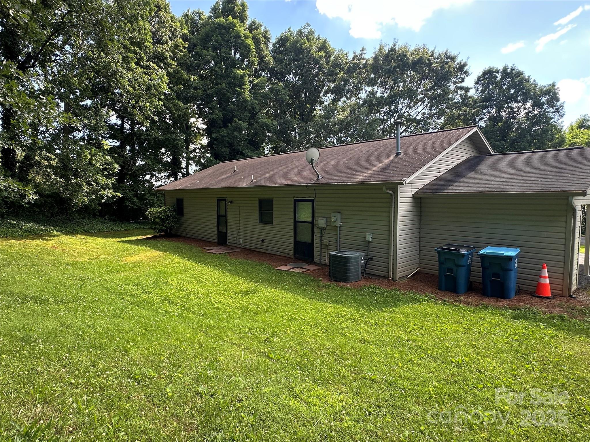 227 James Road