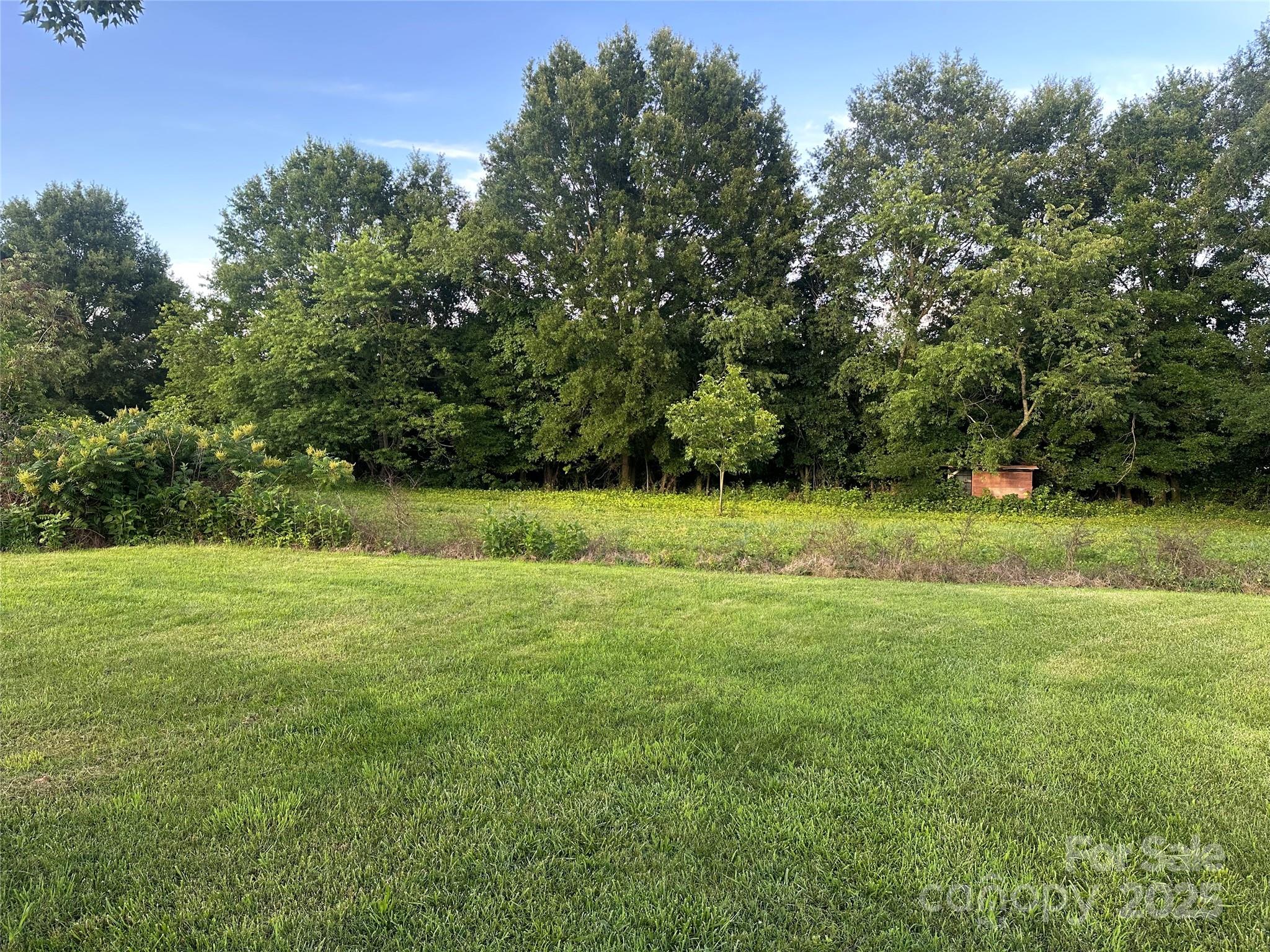 60 White Oaks Drive