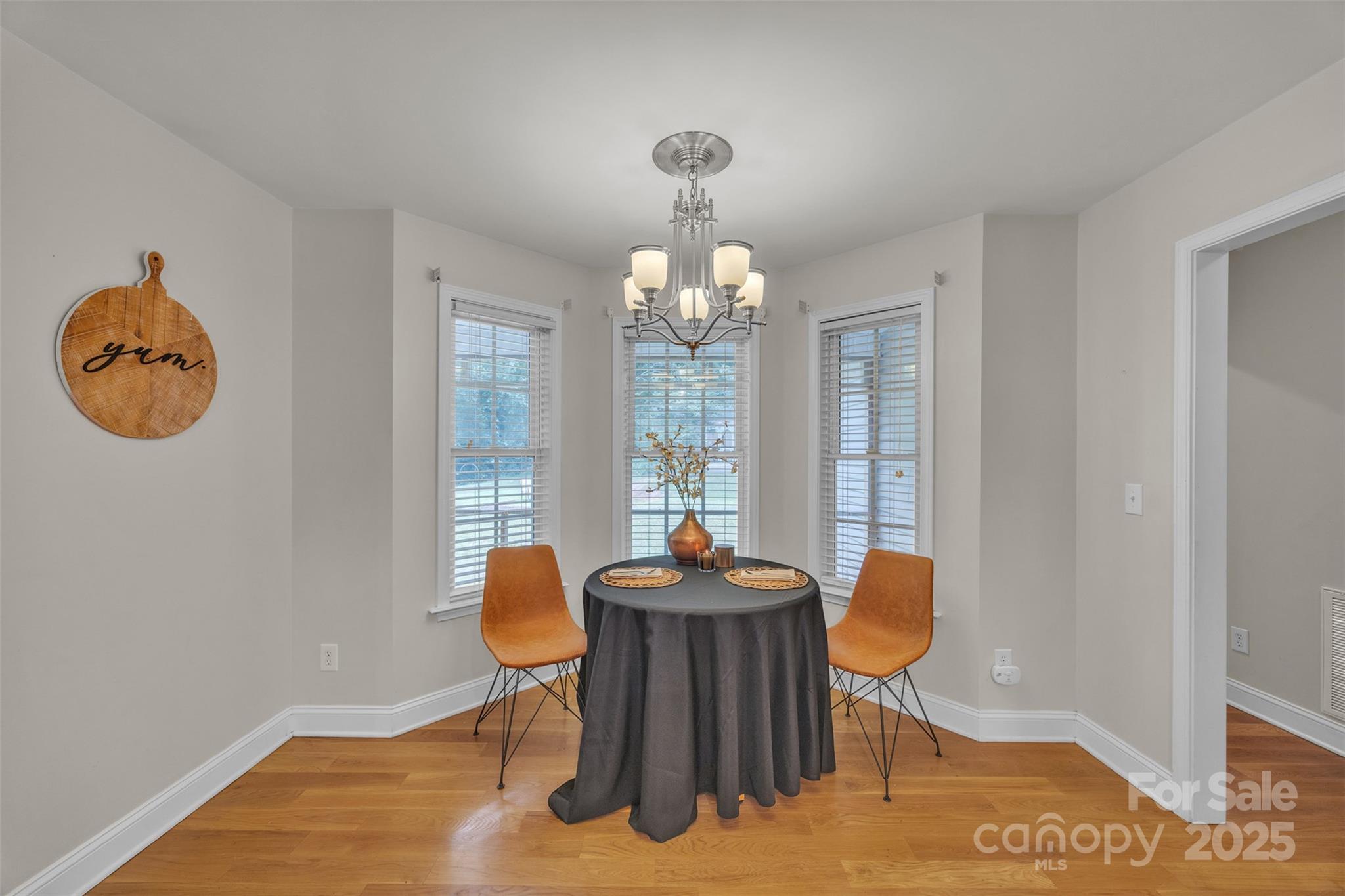288 Grapevine Circle