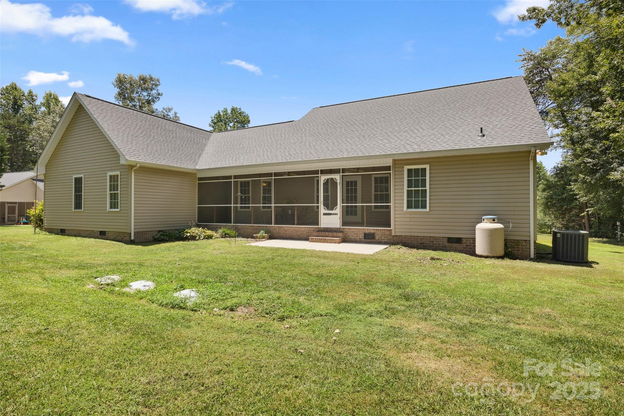288 Grapevine Circle