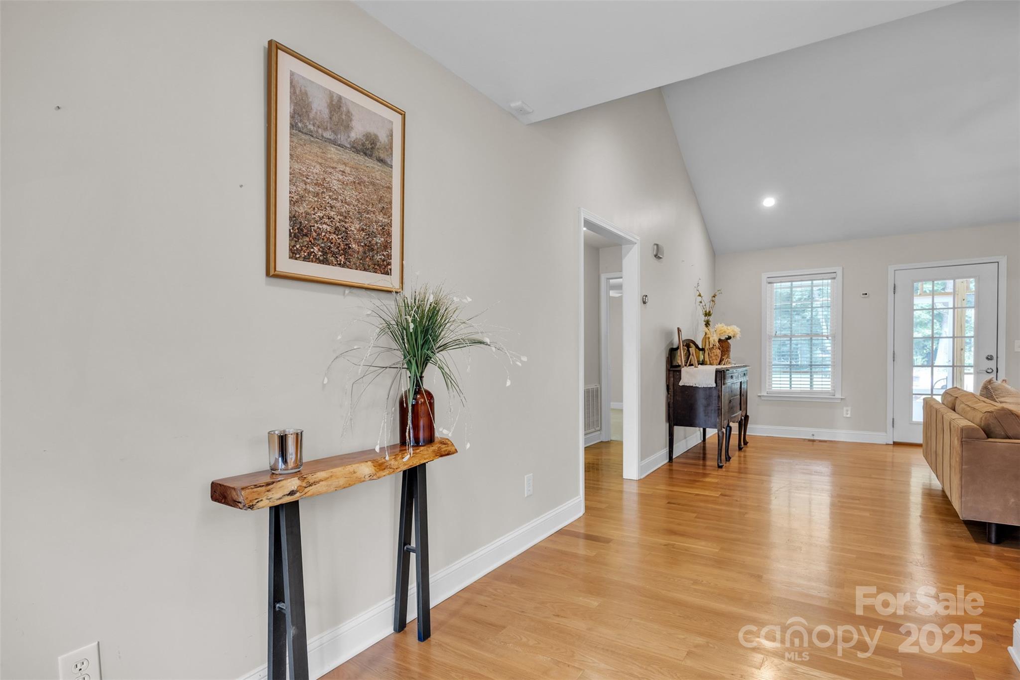 288 Grapevine Circle