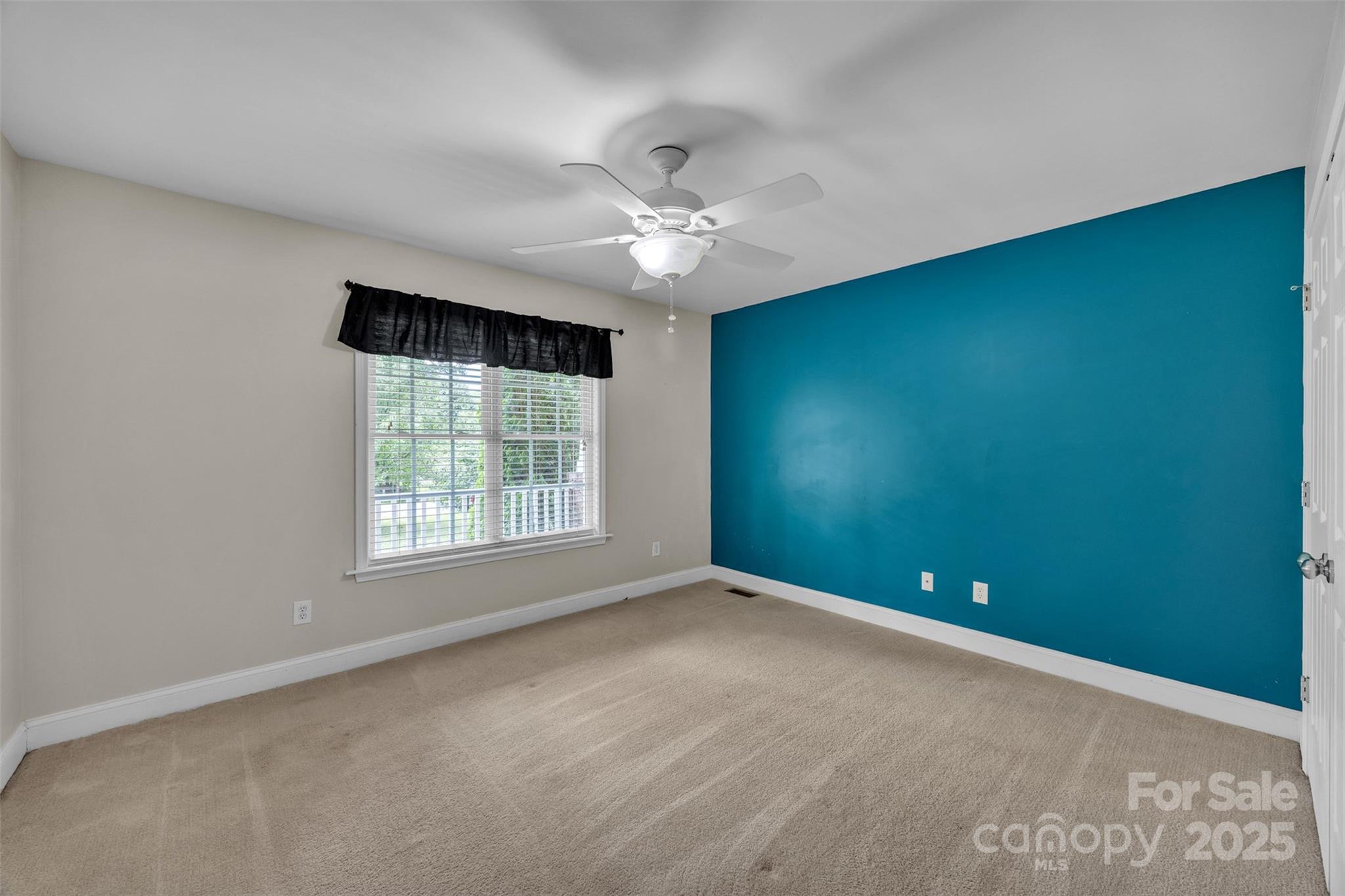 288 Grapevine Circle
