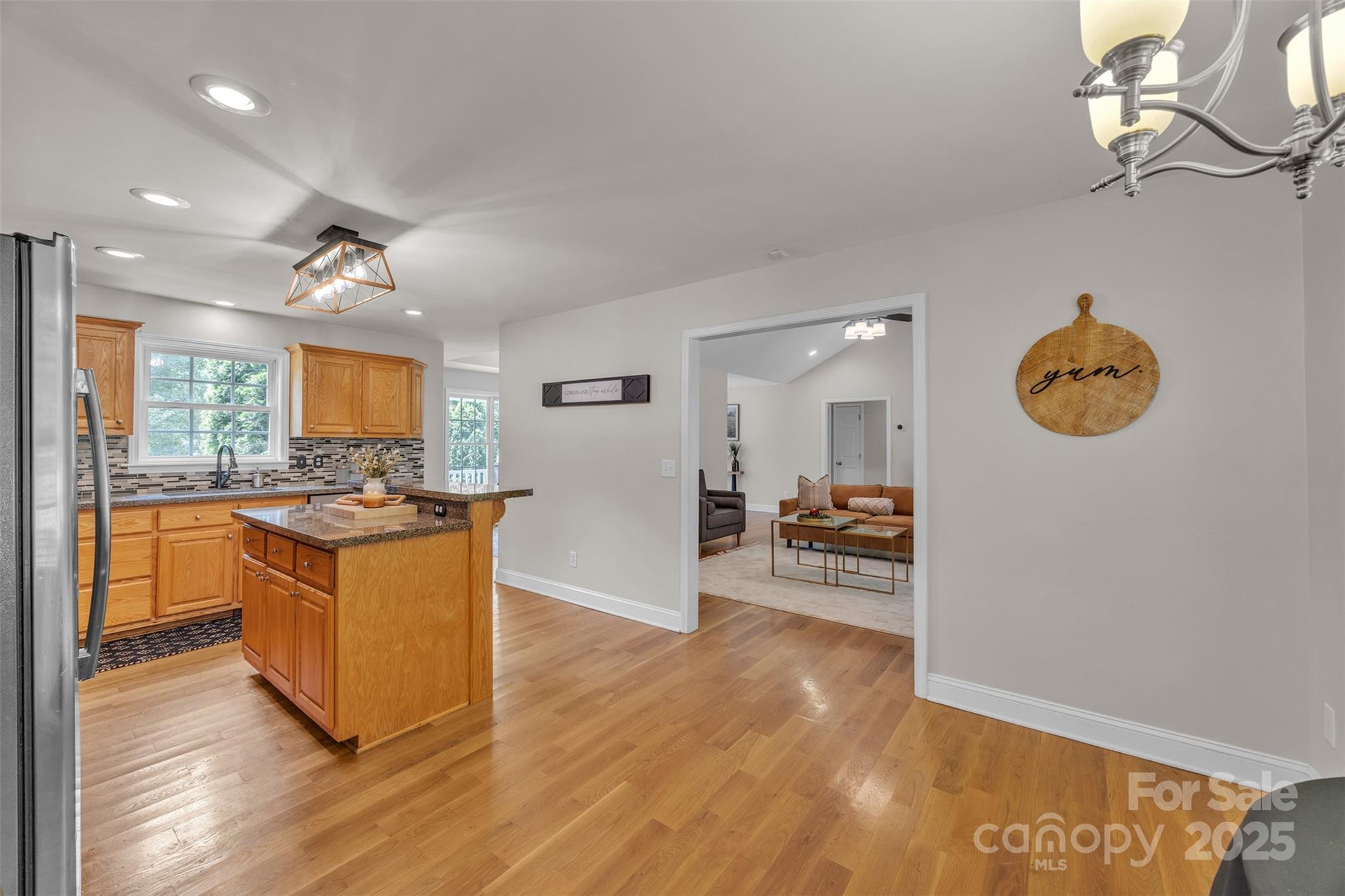 288 Grapevine Circle